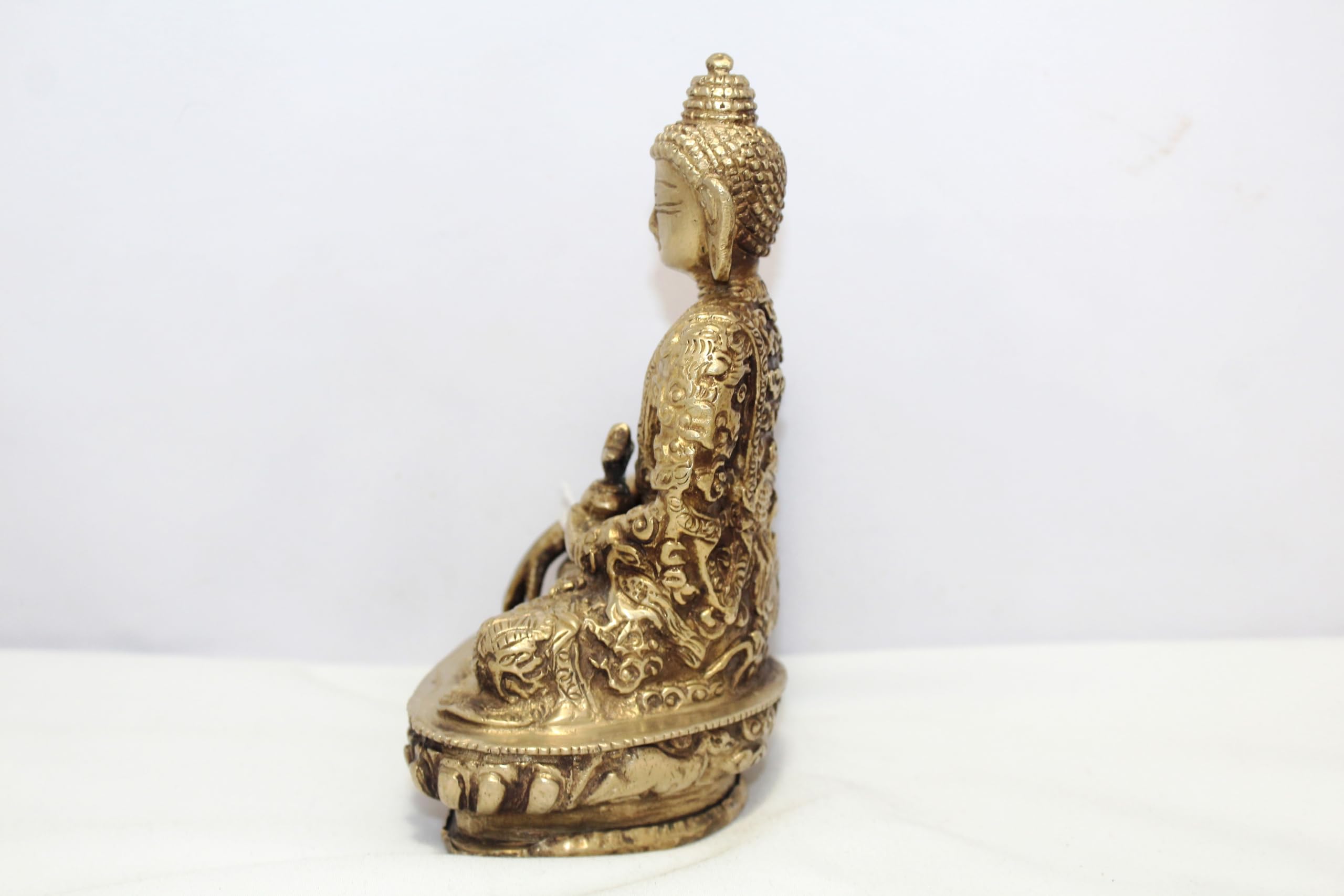 Rajasthan Gems Mosiężna statuetka Buddy buddyzm religia azjatycka dekoracja do domu figurka ręcznie grawerowana E368
