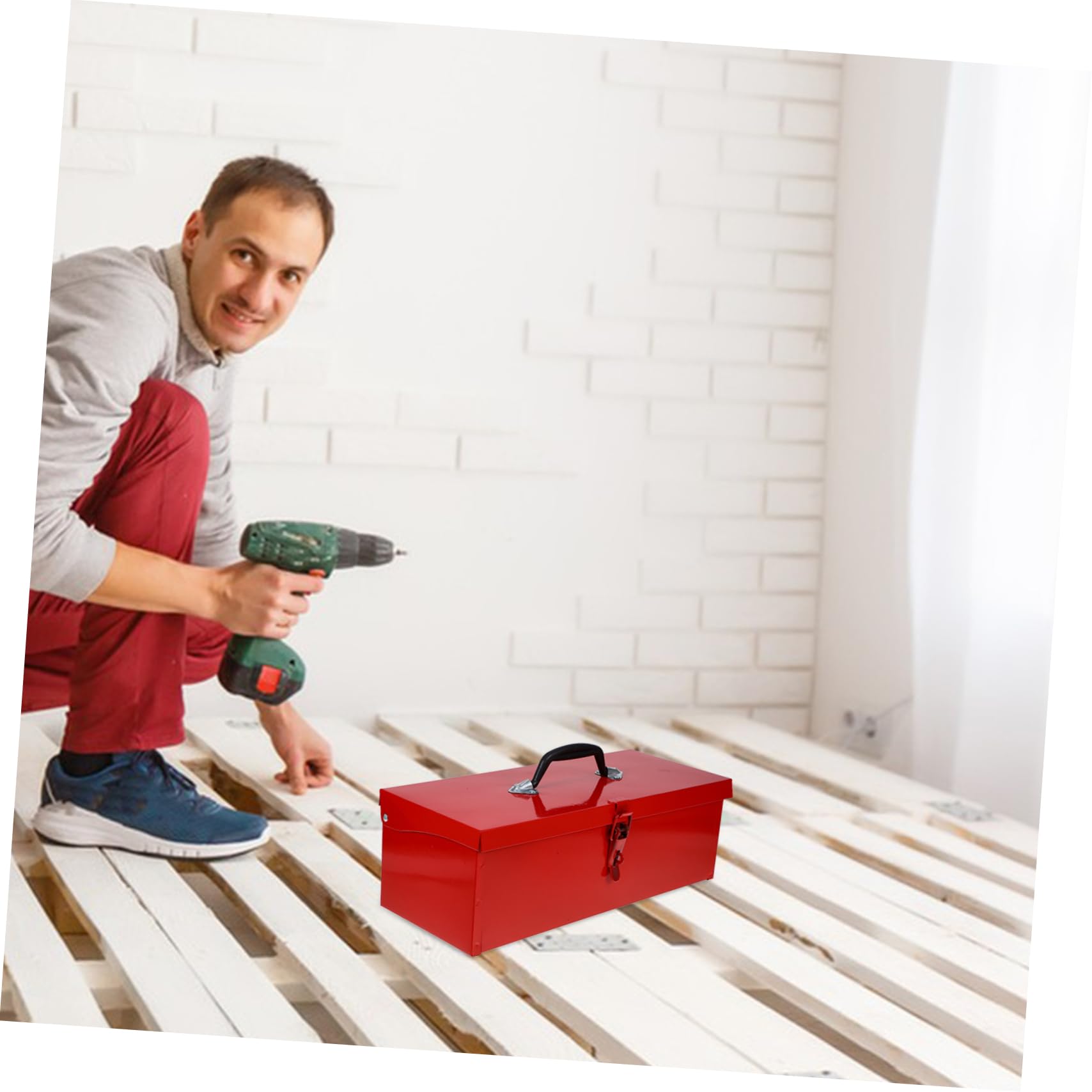 Cassetta degli Attrezzi in Ferro Rossa, Piccola e Portatile, Maniglia Comoda e Chiusura Robusta, per Uso Domestico e Officina Stile Casuale