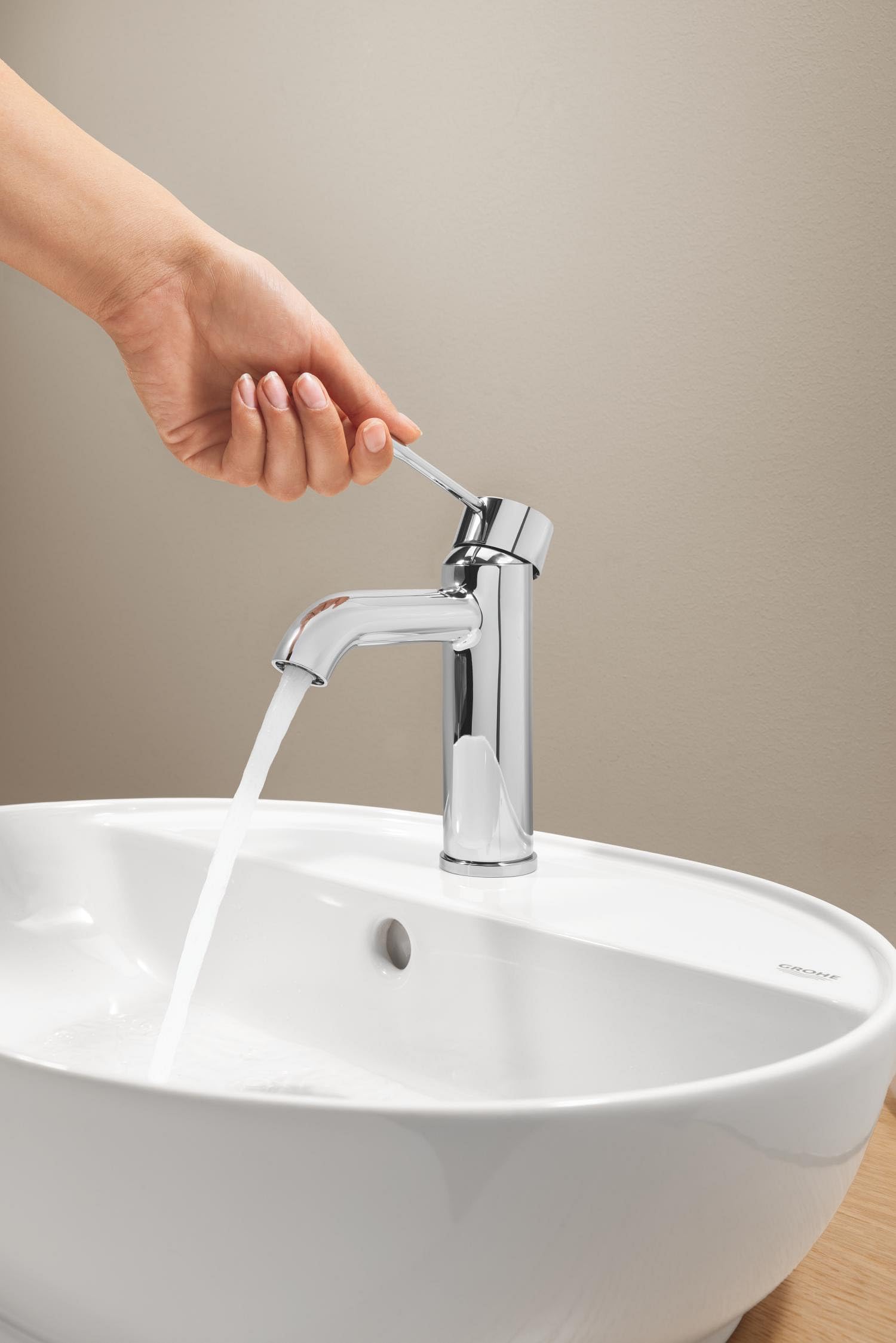 GROHE Essence Rubinetto Miscelatore Monocomando per Lavabo con Piletta Click Clack, Ecojoy, Bocca Fissa, Cromo 34294001