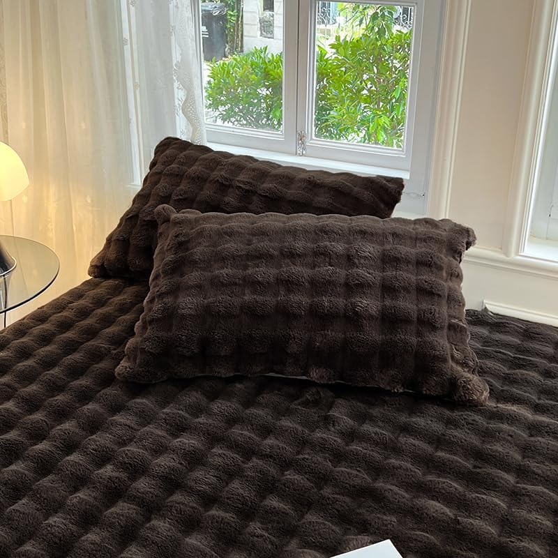 Milk Velvet Checkered Bedding Mattress Cover, Super Soft Warm Velvet Plush Bed Sheets, Suitable for Fall and Winter, 11" Deep Pocket (Dark Coffee, Queen 60"x78")