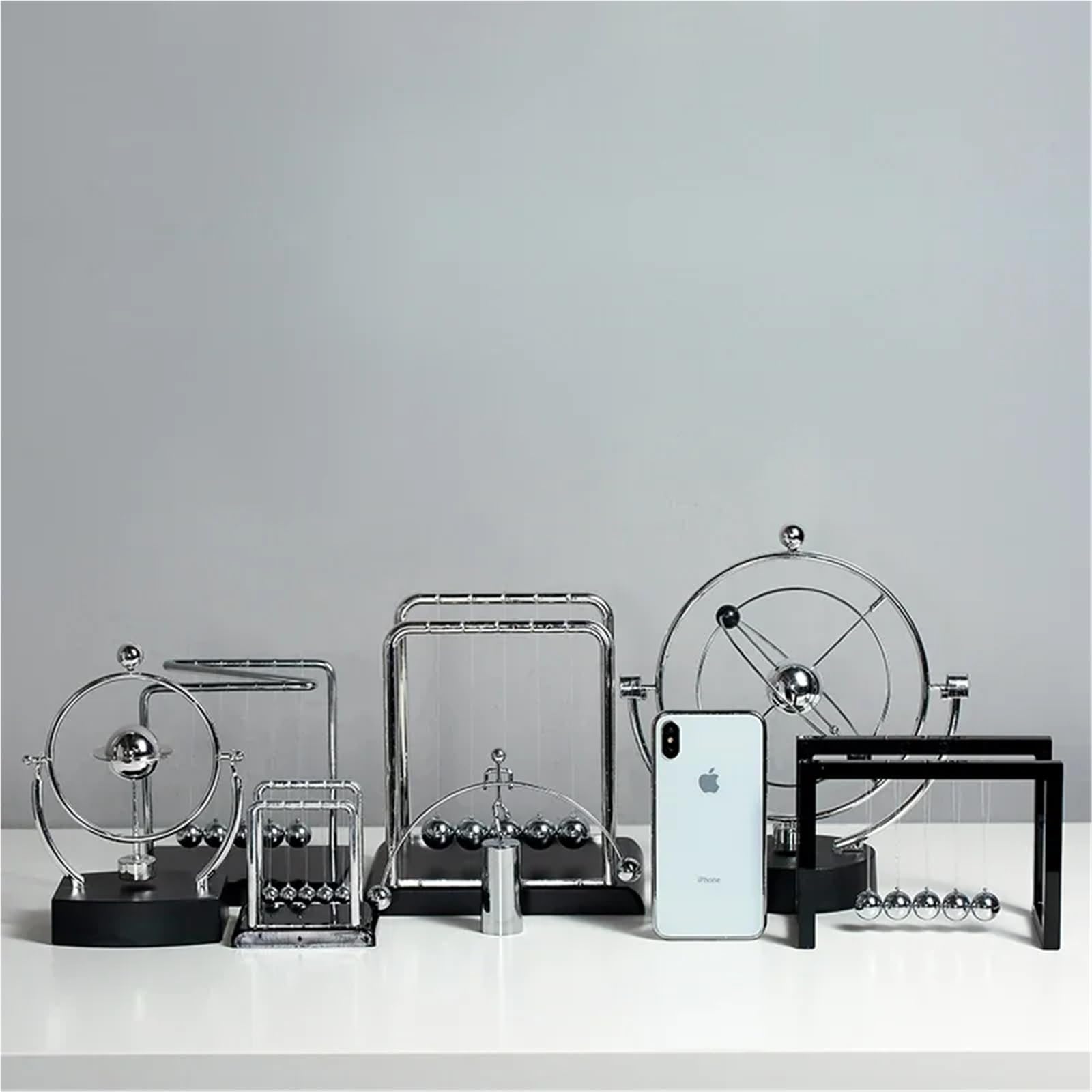 Newton Pendule de bureau en acier Perpétuel Mouvement Collision Boules Fournitures d'enseignement Objet Chambre Bureau Décor