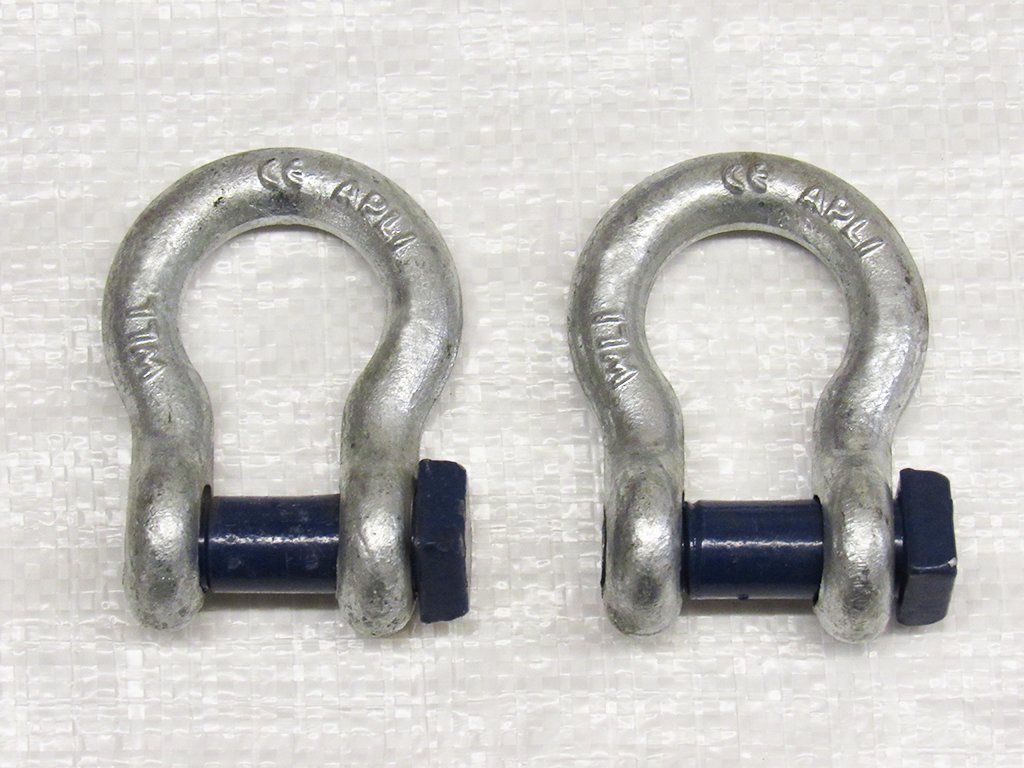 X2 2 Ton 13MM Galvanised Bow Shackles with Square Head 16MM Screw Pin