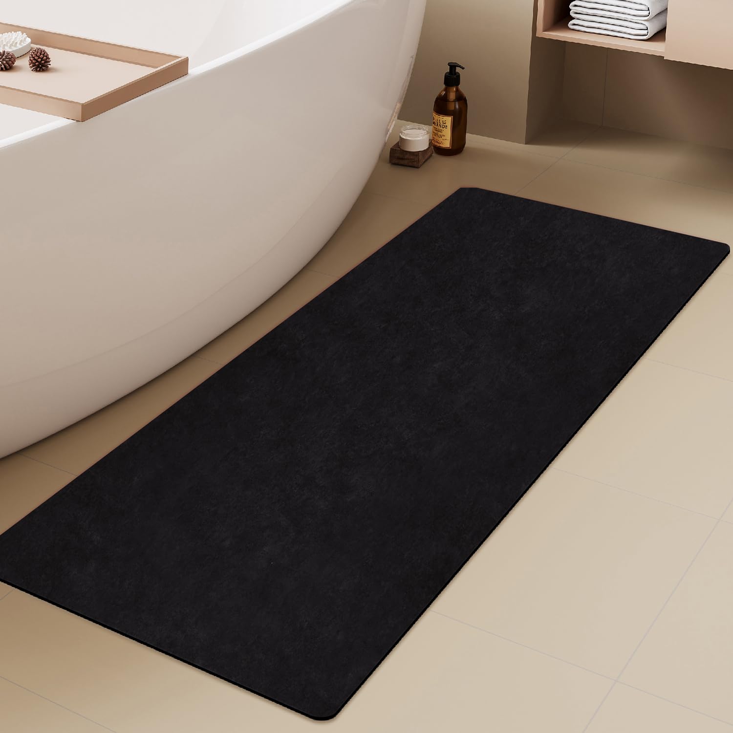 TYUU Black Bath Mat, Bathroom Rugs Non Slip Washable Thin Absorbent Quick Dry Bath Mat Fits Under Door Bathroom Floor Mat Perfect for Bath, Shower, or