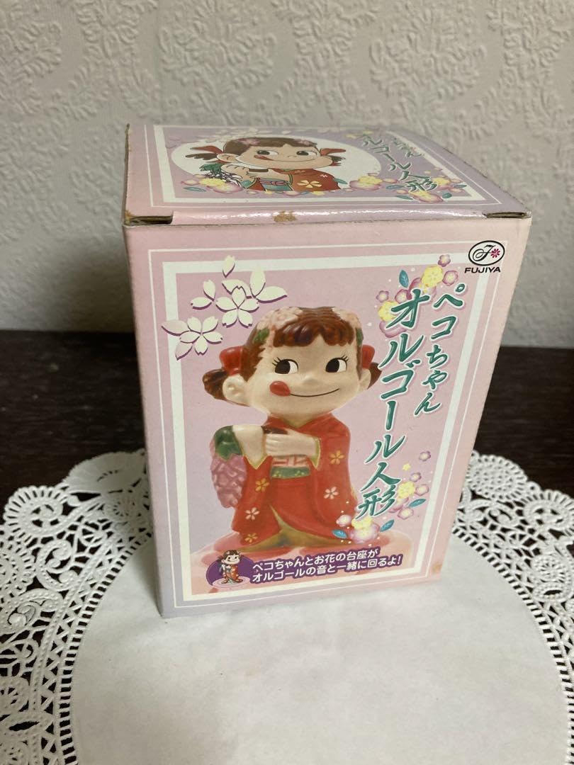 Amazon | 不二家ペコちゃん陶器のオルゴール 藤娘と空き缶 箱入り 