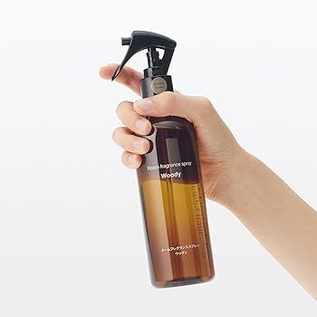 無印良品　インテリアフレグランスオイル　ウッディ Amazon.co.jp: 無印良品 インテリアフレグランスオイル ウッディ