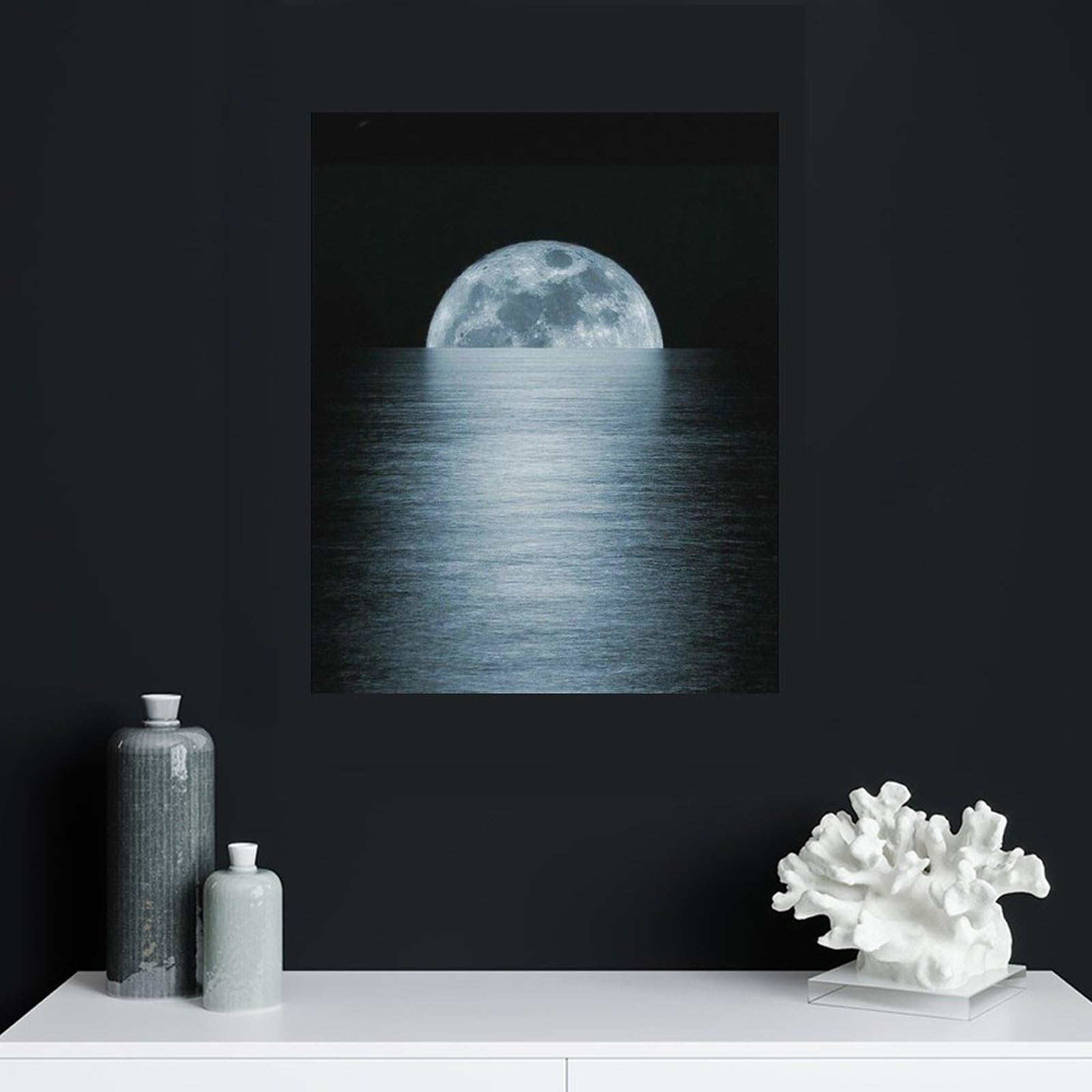 Amazon.co.jp: 絵画 夜の水面に映る月明かりインテリア 絵画 輝く水の 