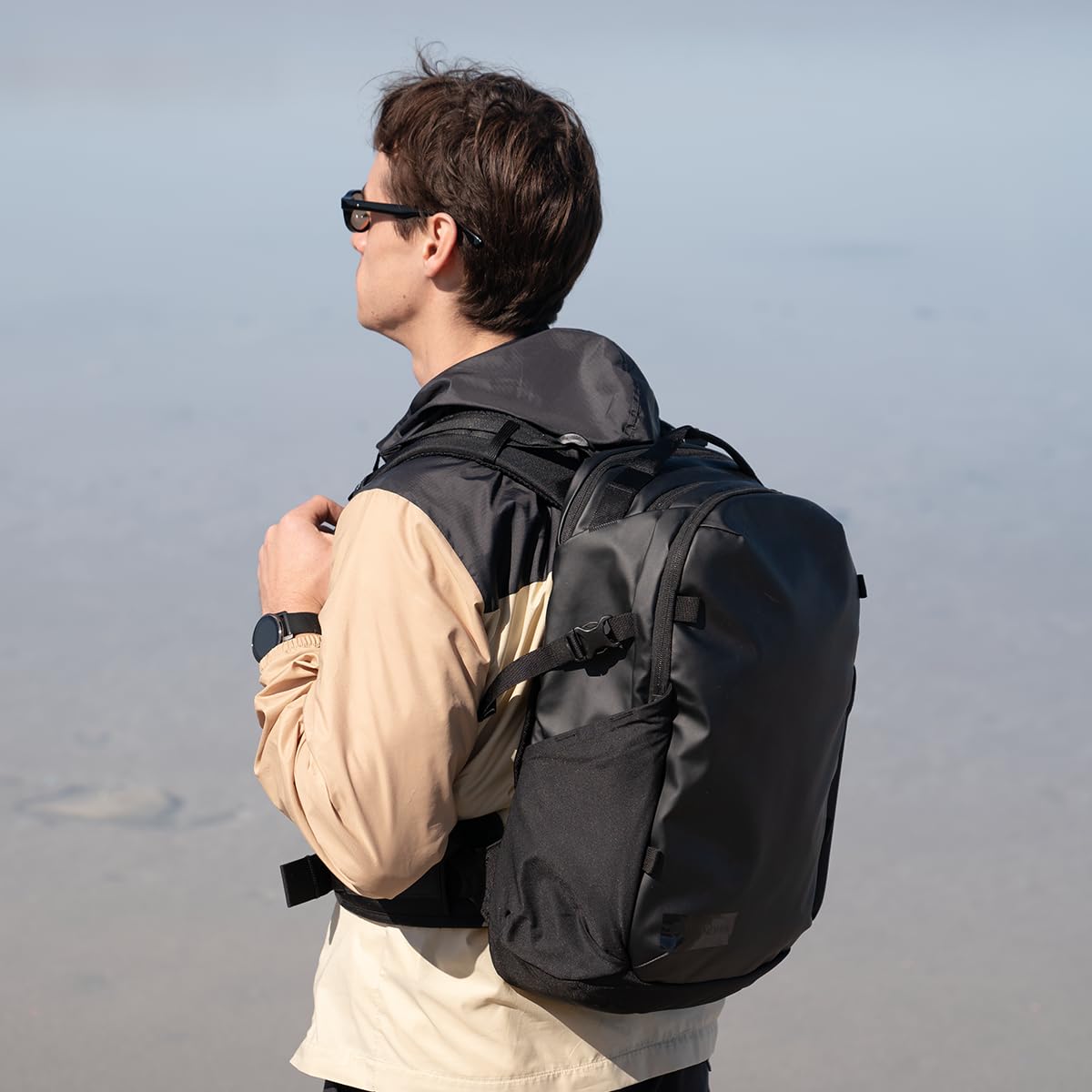 WANDRD NIMBUS 18L: mochila de viaje ligera para hombres y mujeres, resistente a la intemperie, correas acolchadas para los hombros, bolsa para laptop