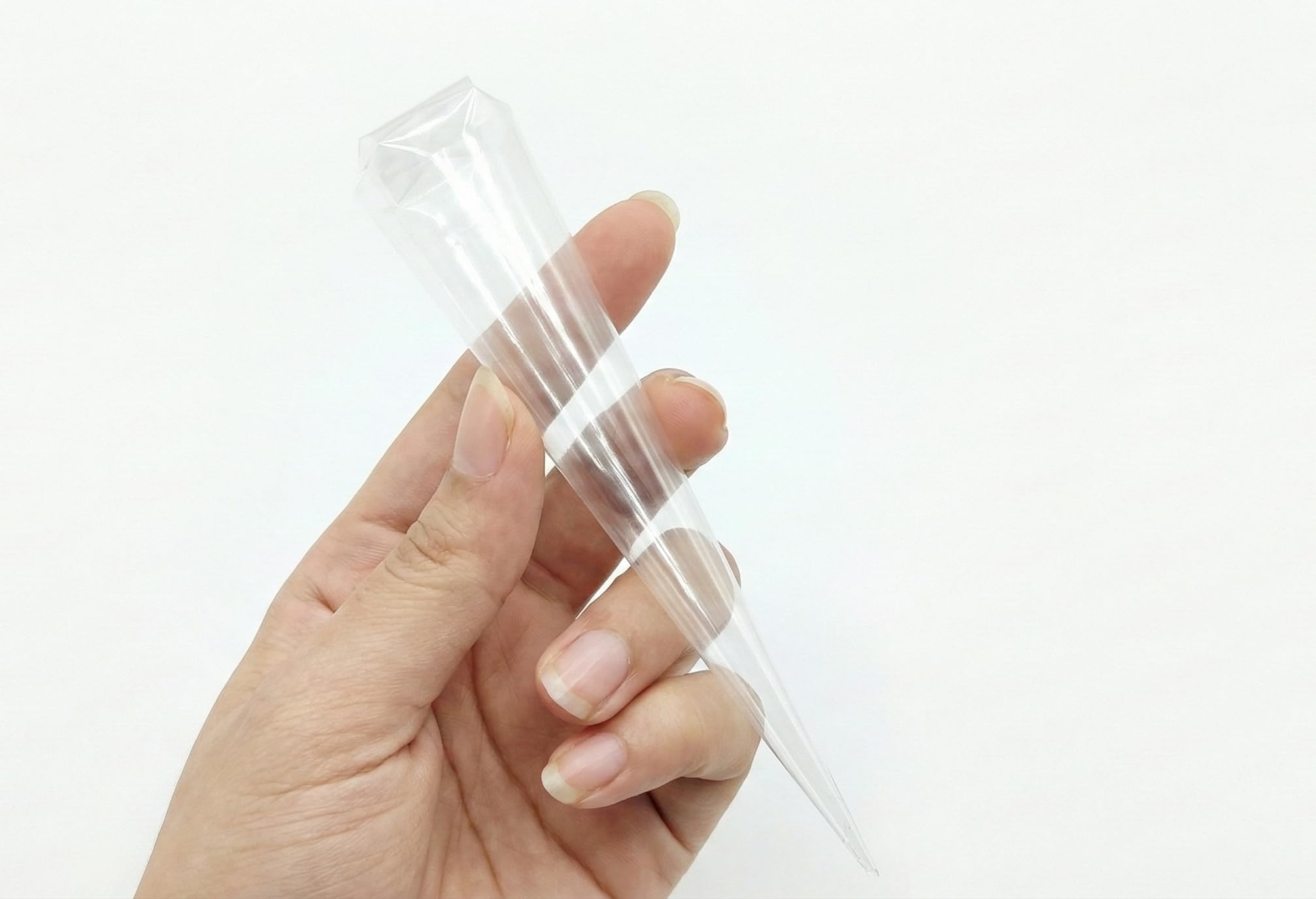 Mehandi cone cover Empty Transprent cover|| Empty Henna Cones Bulk || Ready to use (Pre-Rolled) Machine Made transprent cone cover || (PACK OF 200)-image-16