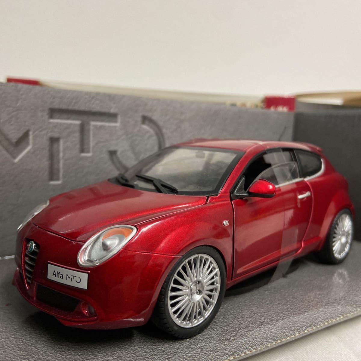 【箱付き】Alfa Romeo MiTo 赤 ミニカー NOREV 公式製品 Alfa Romeo Mito Red 2008 1:43 Norev 790031 SUPERB COLOR!! | eBay