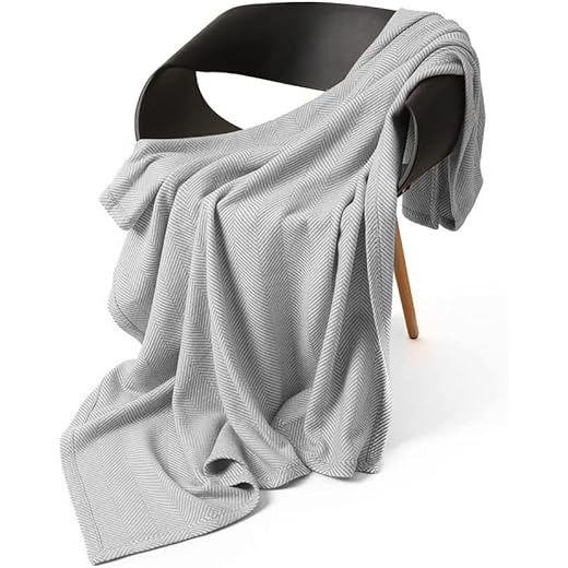 CURATED & COZY 100% Wool Grey and Ivory Soft Herringbone Throw Blanket 53"x69"