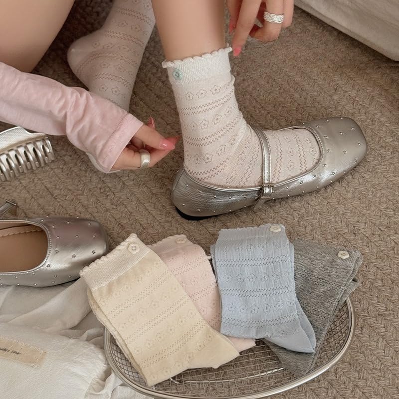 Image of 5 Pair Cute White Ruffle Ankle Socks - Women's Cottagecore Floral Crew Socks in Japanese Aesthetic Cotton