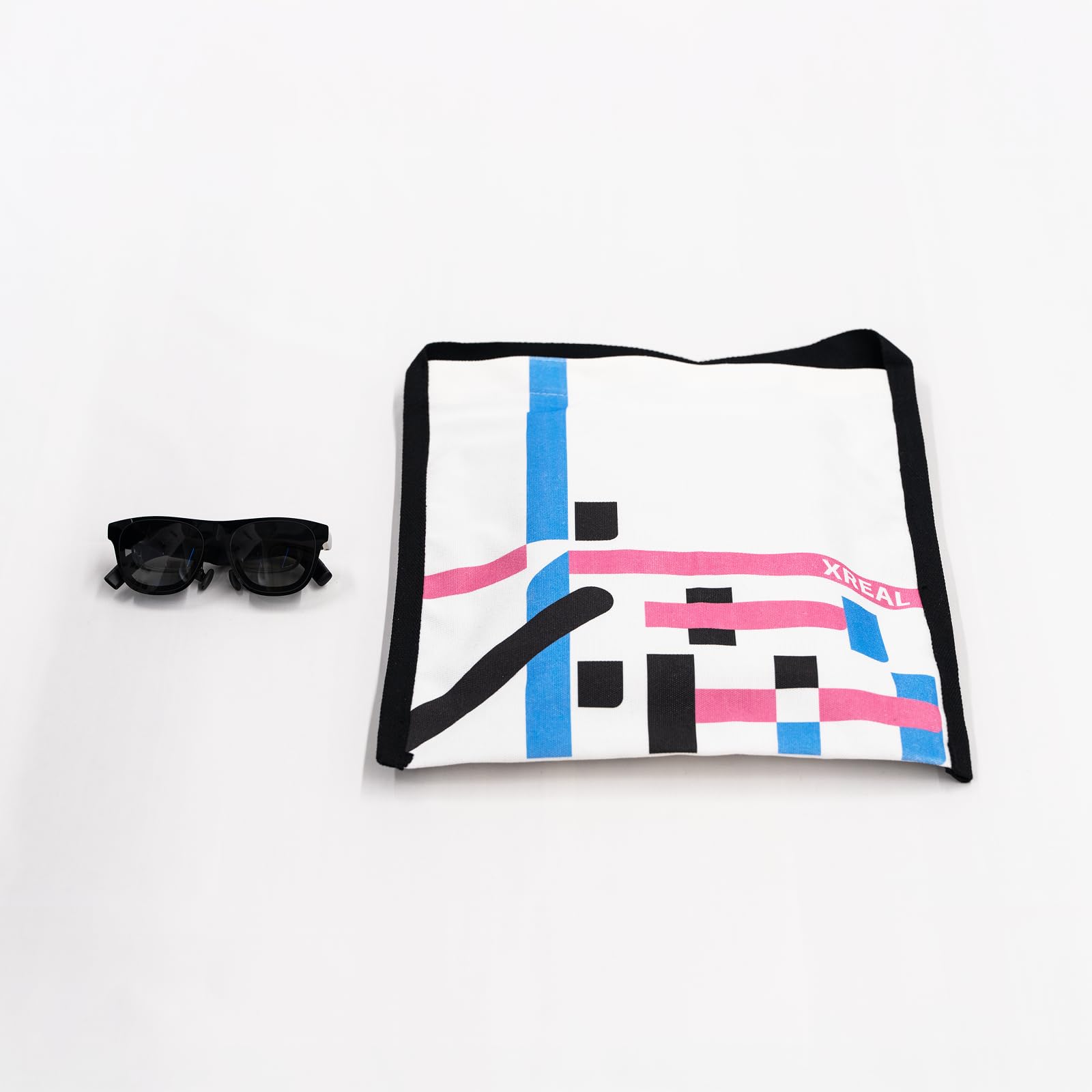 XREAL ONE ARグラス 【ほぼ未使用美品】 美品】xreal one