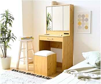 レトロな三面鏡の木製 化粧台・ドレッサー コンセント付き レトロな三面鏡の木製 化粧台・ドレッサー コンセント付き