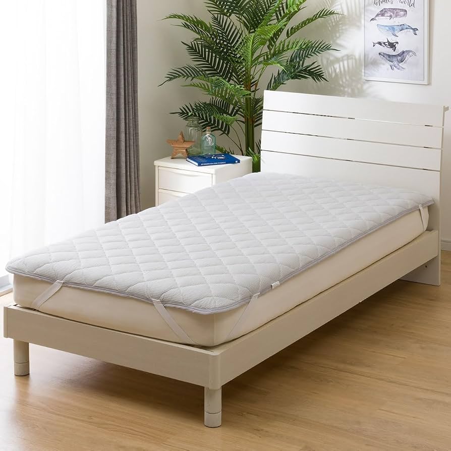Amazon｜ニトリ(NITORI) 両面使える ゴムバンド付き 敷パッド