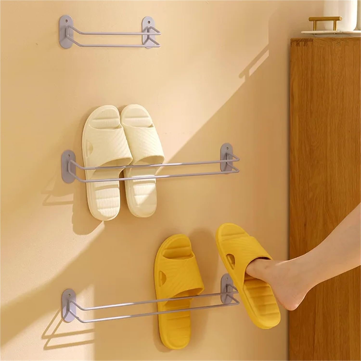 Wall-Mounted Slipper Rack Organisers，Slipper Holde 2 Pcs Shoe Rack Bathroom And Toilet Placed On The Back Shelf Of The Bathroom Door For Shoes(Grey)