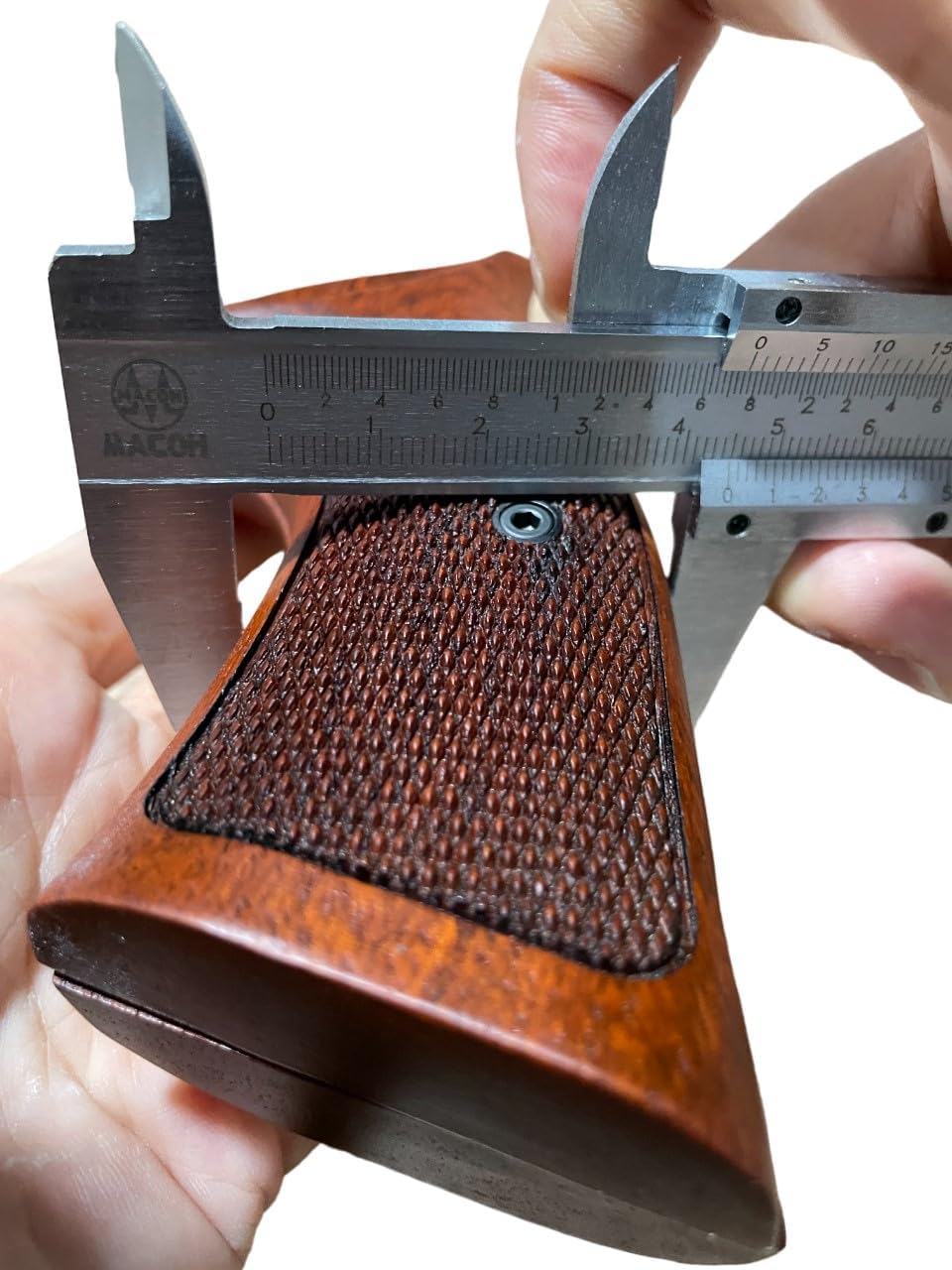 New Handmade reproductive Padauk Wood Grips Compatible with 5&W K/L Frame Round Butt, Checker Engraved, Opened Back, Thai Handmade #KR6