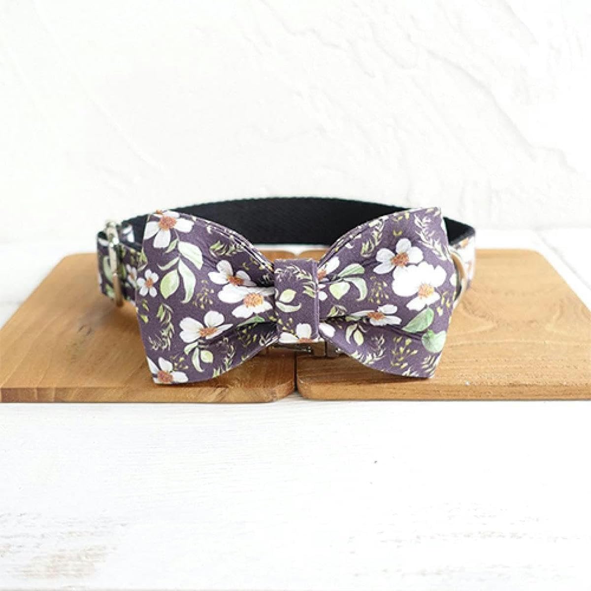 weiches, störrisches Hundehalsband mit kleinen Blumen Hundehalsbänder 5 Größen-Dog Collar Bow Tie-L