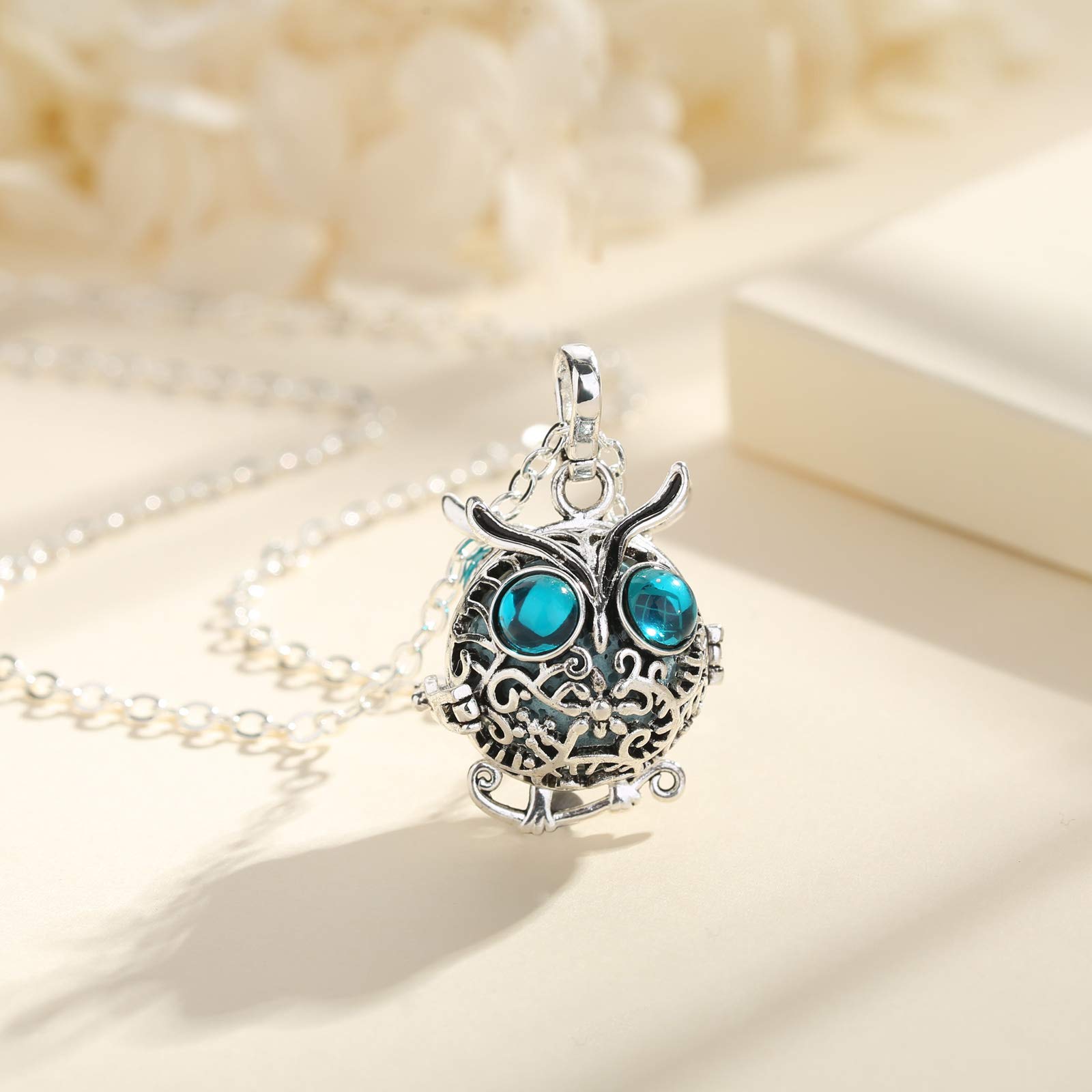 EUDORA Harmony Ball Collana Aromaterapia Ciondolo con Oli Essenziali per Donna, Collana con Diffusore Regalo di Gioielli per Ragazze con 7 Pezzi di Pietra Lavica, 24 Pollici