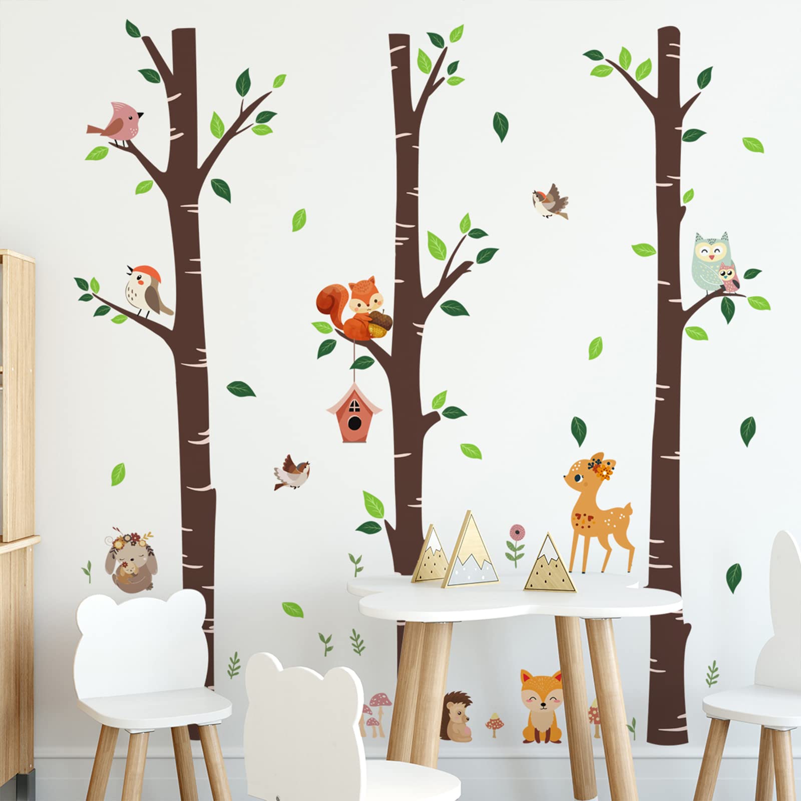 Adesivo murale - Gli amici animali della foresta ballano