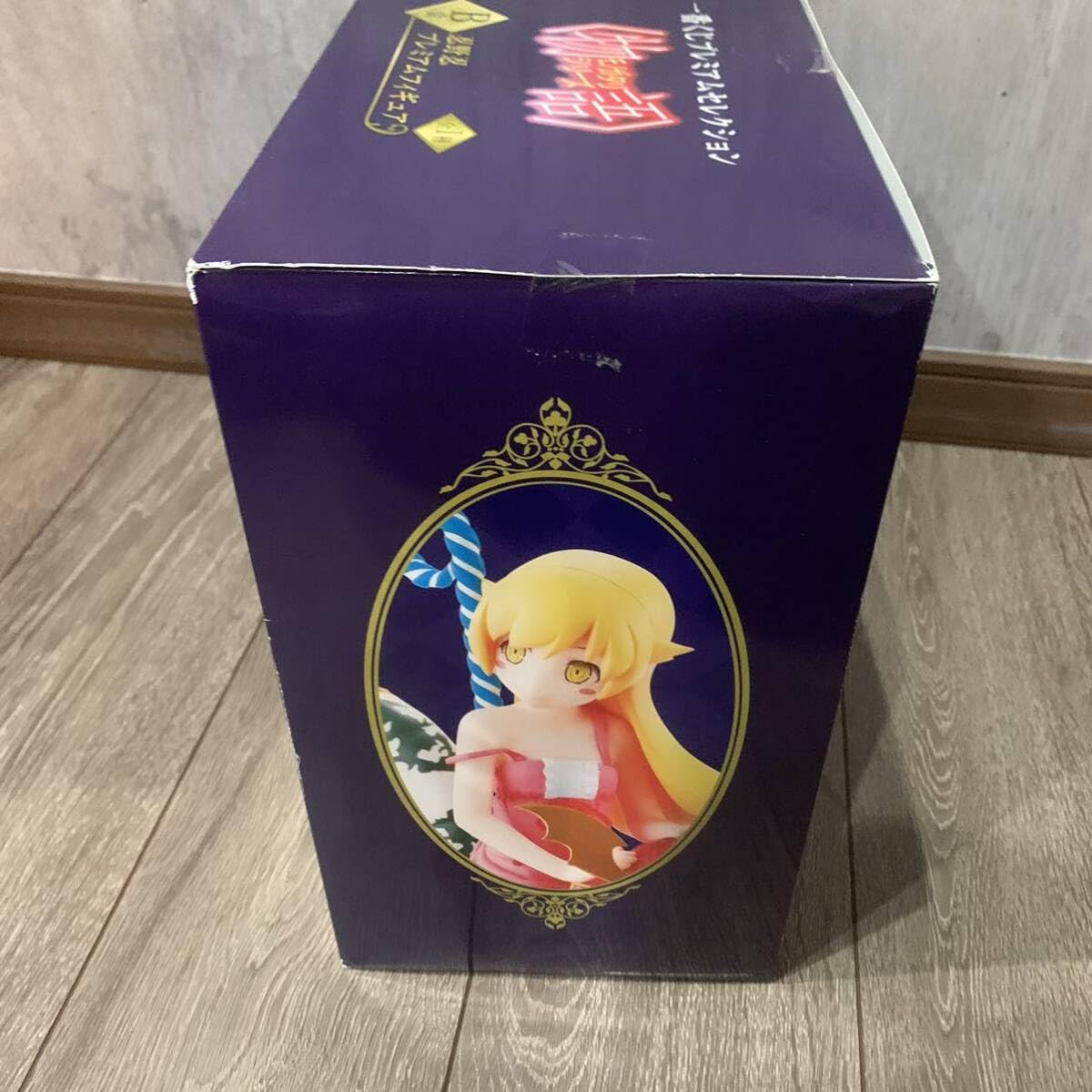 一番くじプレミアムセレクション 〈物語〉シリーズ　B賞 忍野忍 プレミアムフィギュア　単品 約19cm Amazon.co.jp: 一番くじプレミアムセレクション 〈物語