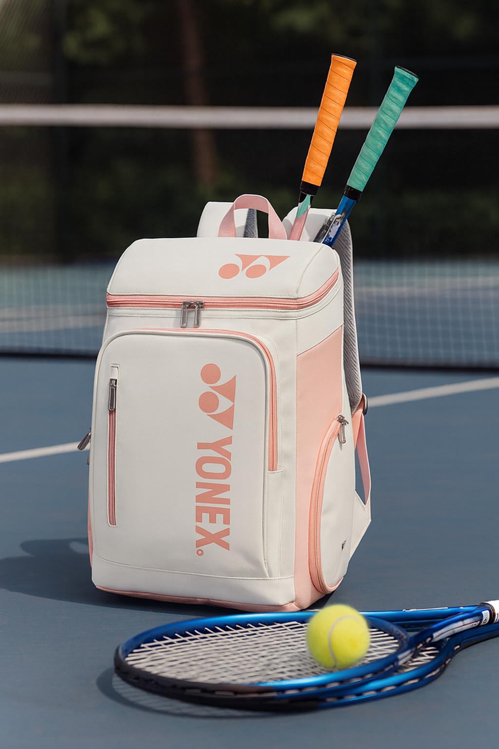 YONEX Sac à dos de sport de grande capacité, sac à raquettes multi-compartiments pour badminton et tennis, compartiment séparé pour chaussures.