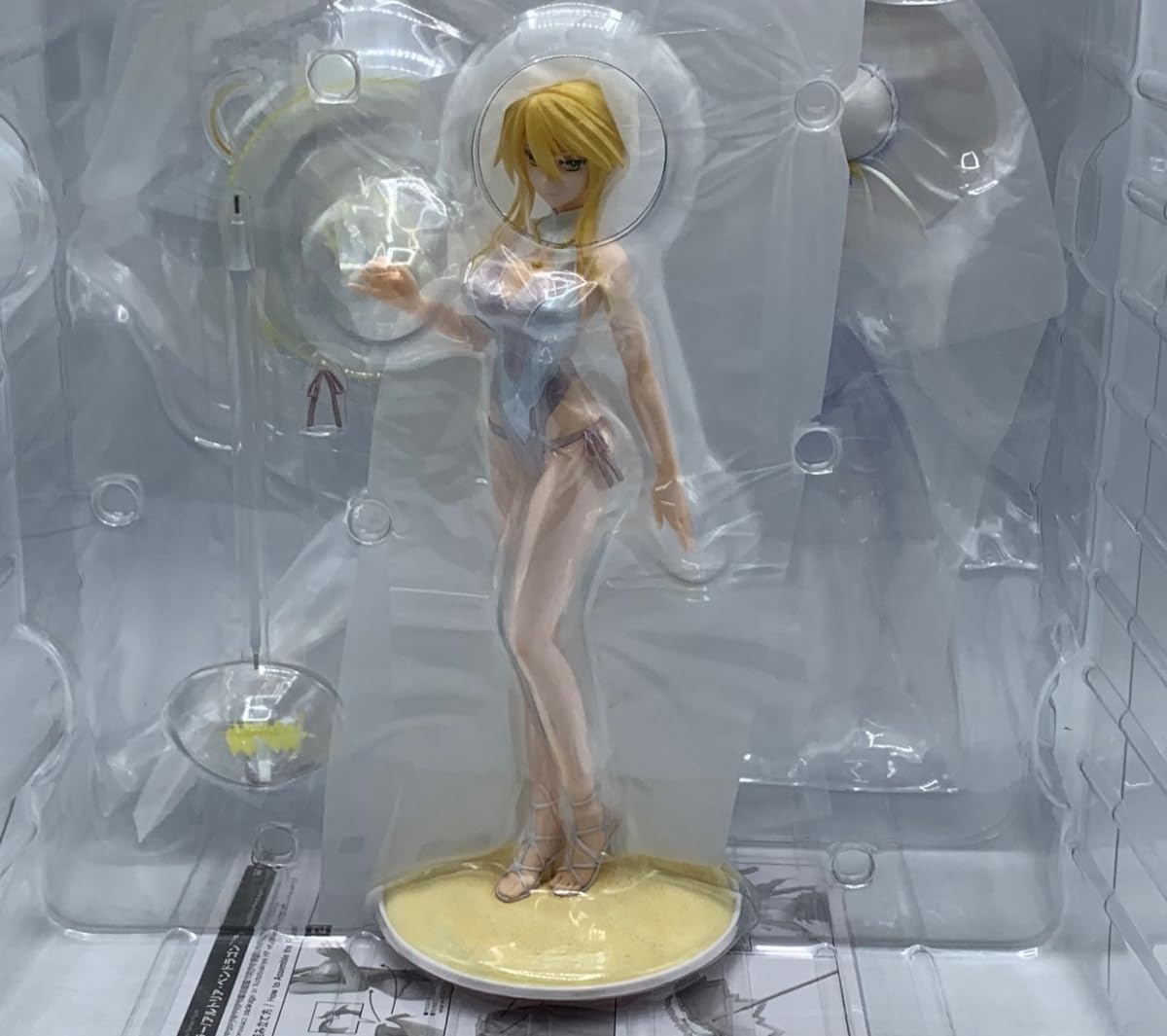 Amazon | コトブキヤ ルーラー/アルトリア・ペンドラゴン 1/7