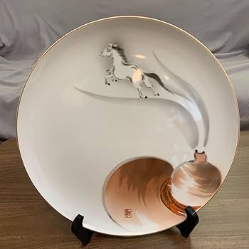 馬と騎手のイラスト皿 3枚セット　深川製磁　干支皿 馬と騎手のイラスト皿 3枚セット 深川製磁 干支皿