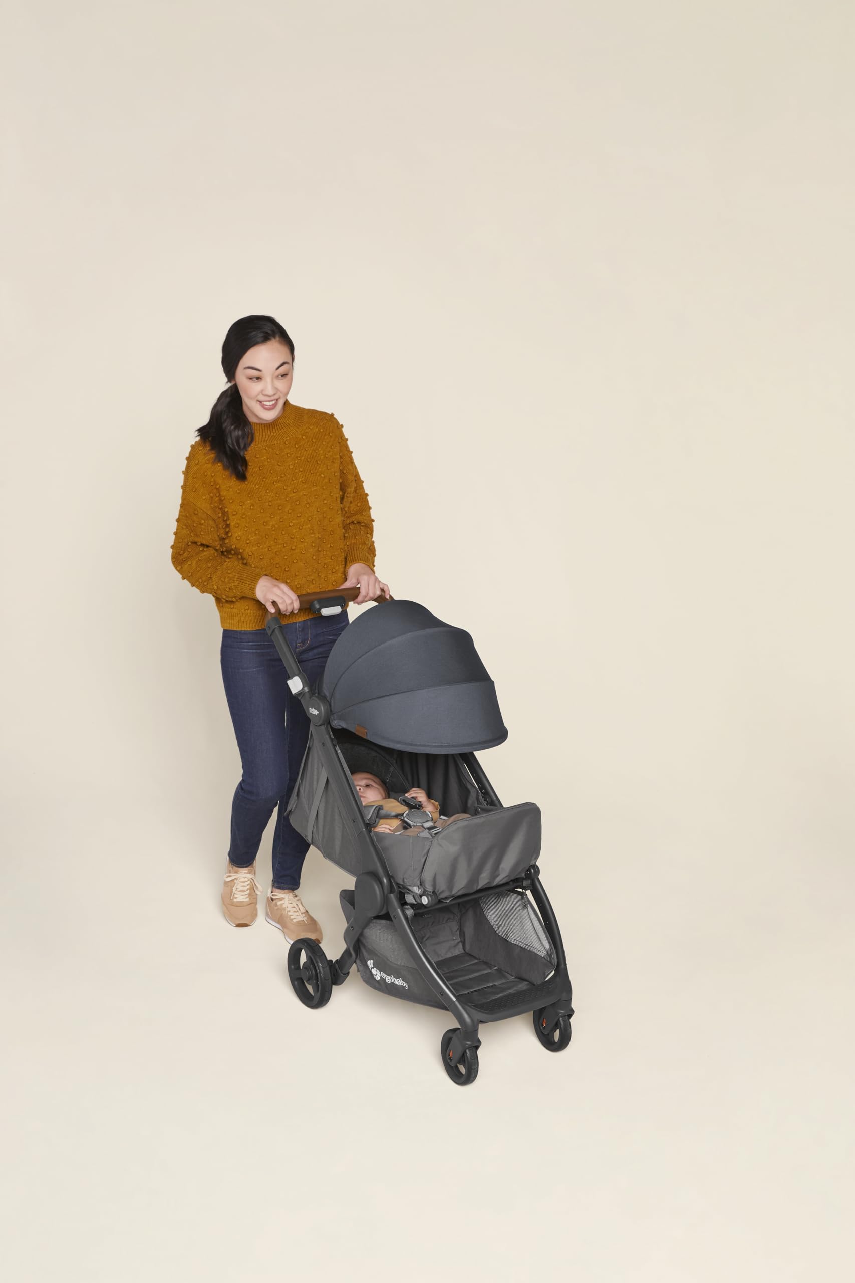 Passeggino Ergobaby Metro+ Deluxe con funzione reclinabile, per neonati dalla nascita fino a 22 kg, pieghevole e compatibile con il seggiolino auto, manubrio regolabile in altezza, London Grey