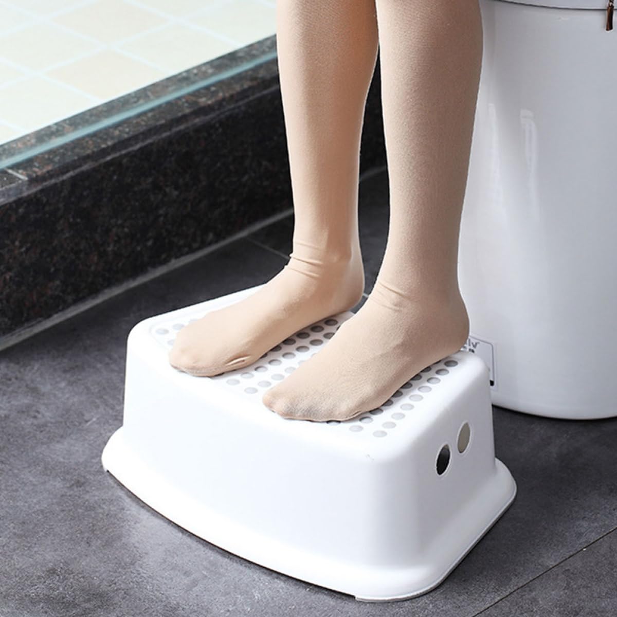 Sgabello Ragazzo Ragazza Antiscivolo in Plastica, Leggero e Portatile, per Bagno e Toilette, Struttura Rettangolare Robusta, Bianco per Ragazzo Ragazza