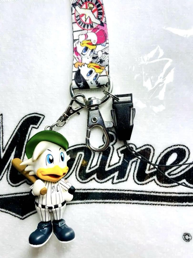 Amazon.co.jp: 千葉ロッテマリーンズ マーくん フィギュア付ネック