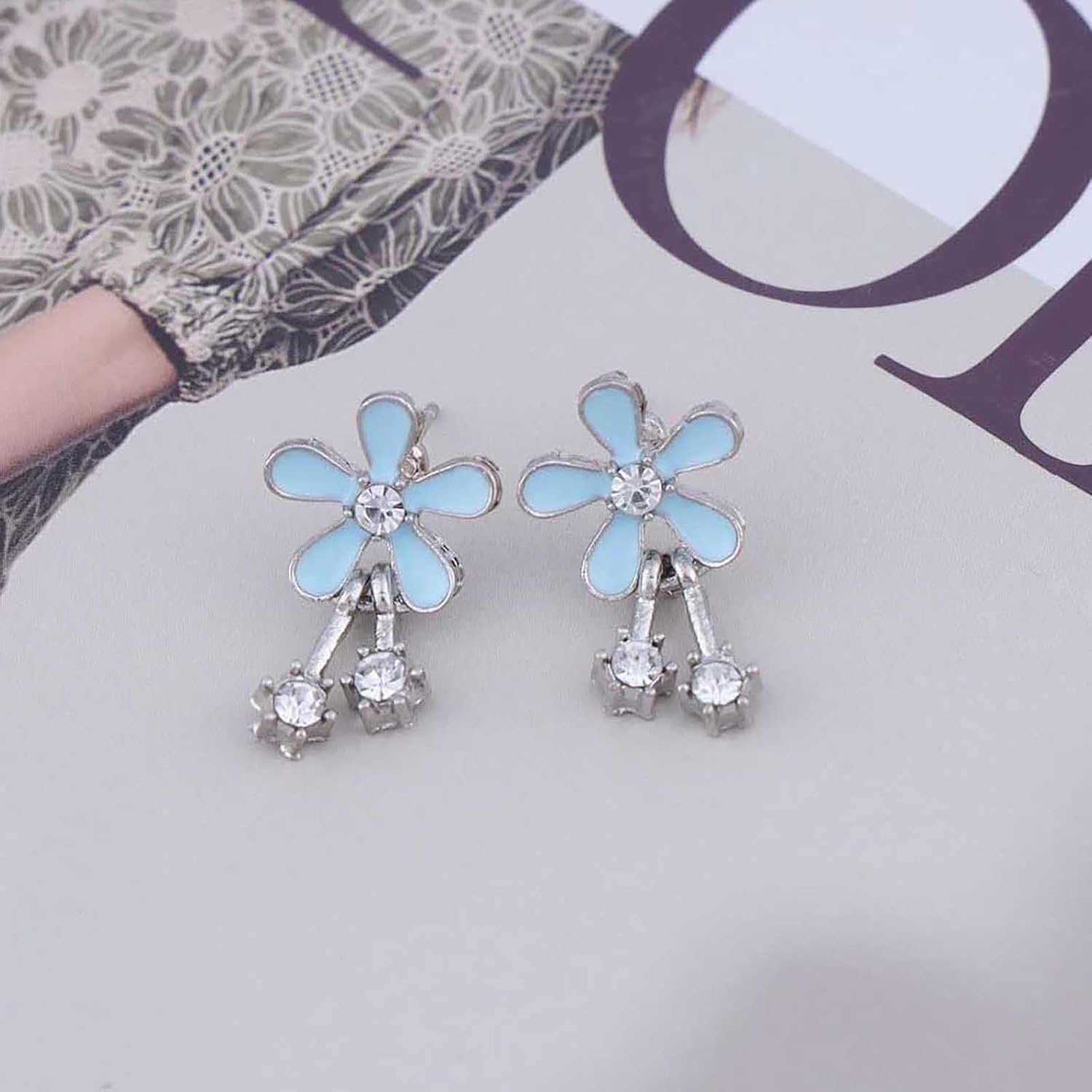 Andelaisi Boho Resin Flower Earrings Vintage Enamel Flower Stud Earrings Blue Flower Crystal Dangle Earrings Personalized Flower Petal Earrings Jewelry for Women - Image 4
