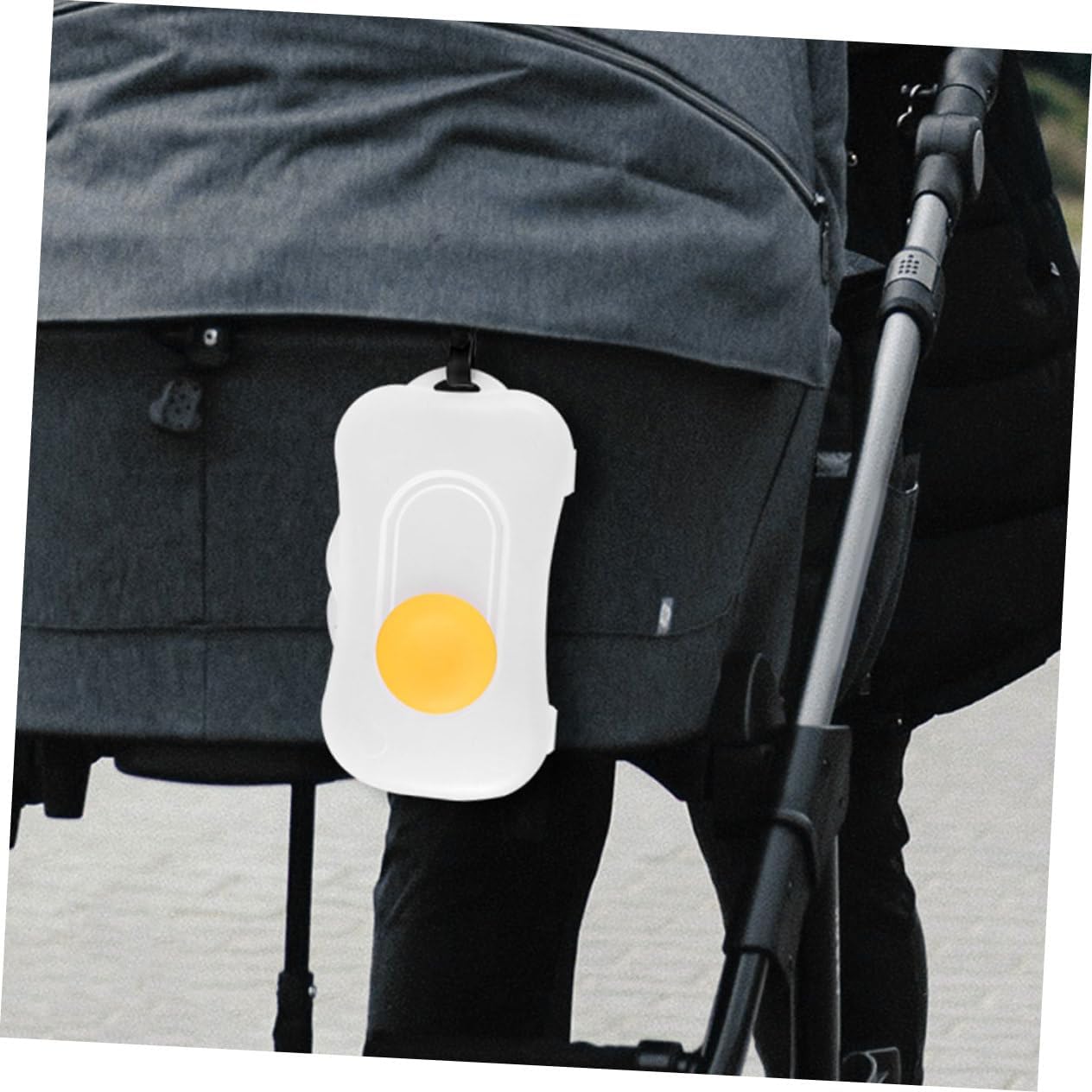2pcs Portable Wipes Dispenser Box The Go Wet Tissue Holder Practical Design for Travel Outdoor Use Wipes Storage Box with Easy Access Flap and Secure Cover