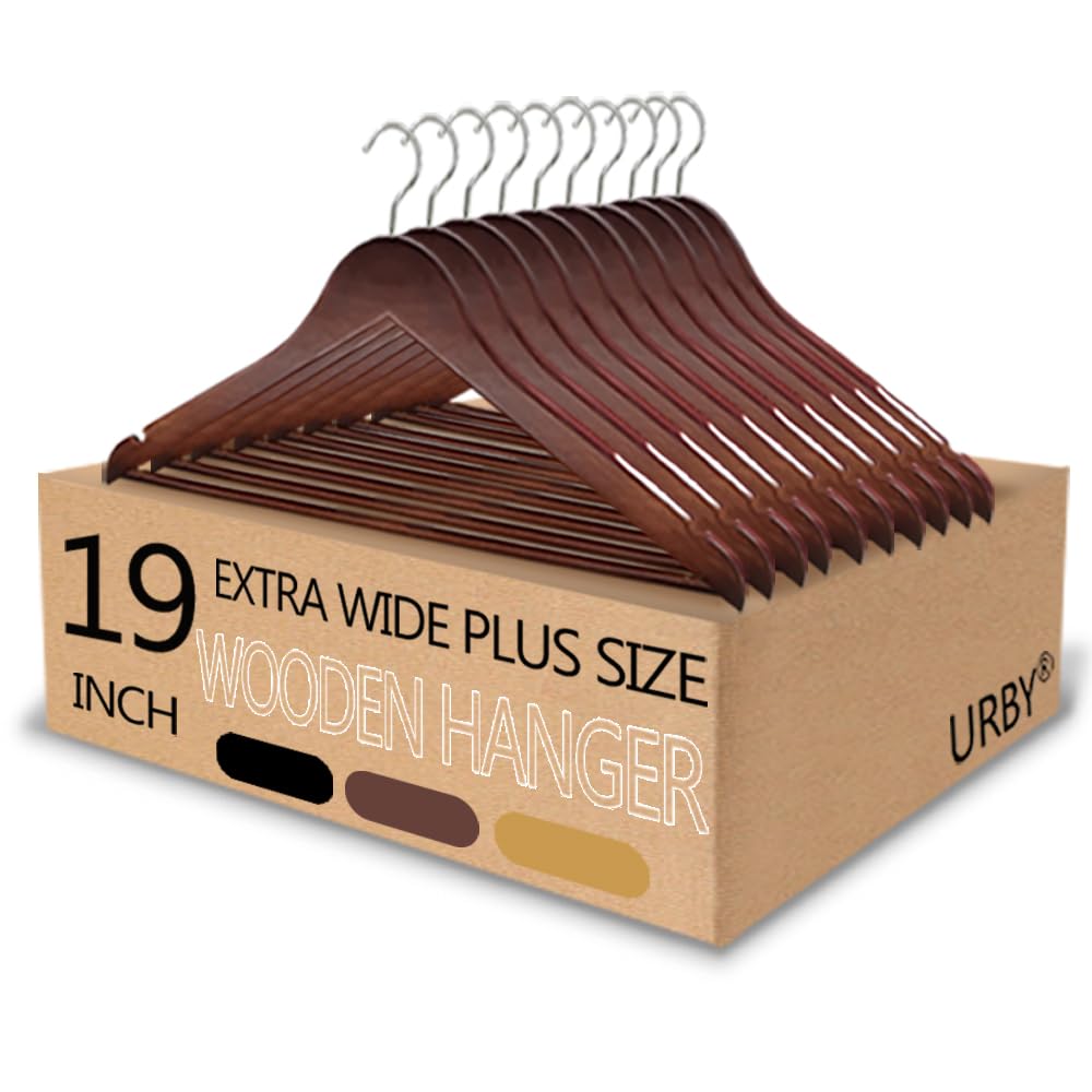 Cintres grande taille Urby en bois de noyer pour optimiser votre penderie au quotidien