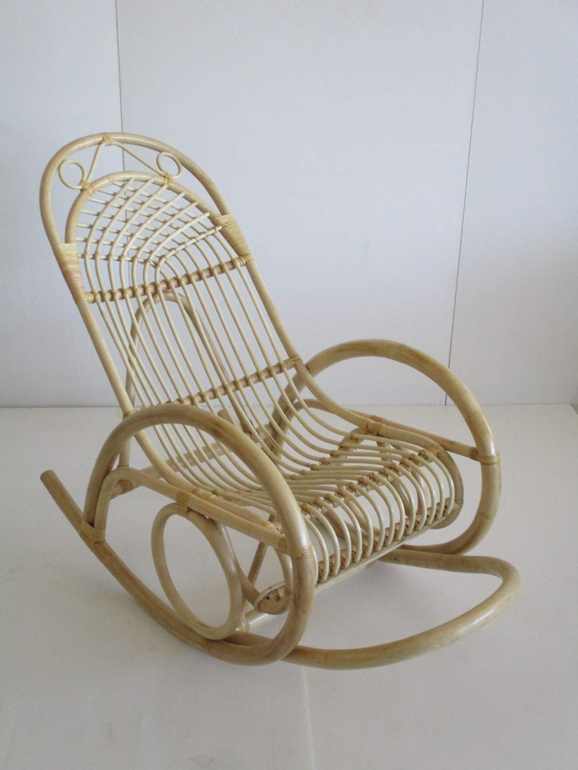 Sedia Poltrona a Dondolo in Rattan Vimini Naturale 62x130x100 cm