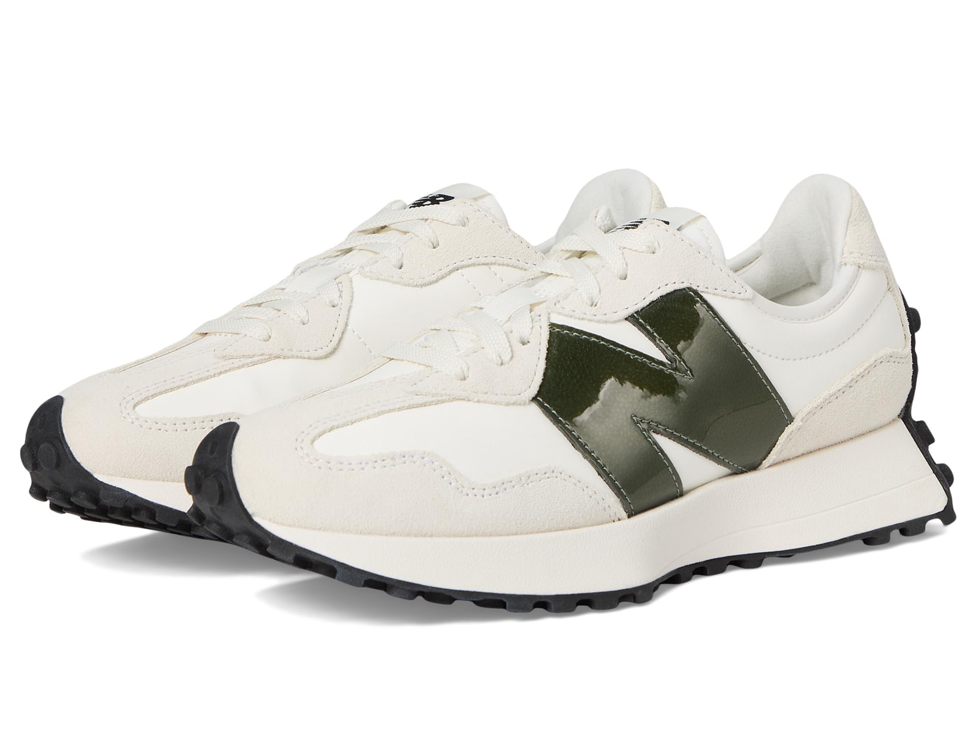 NEW BALANCE 327 Sneaker