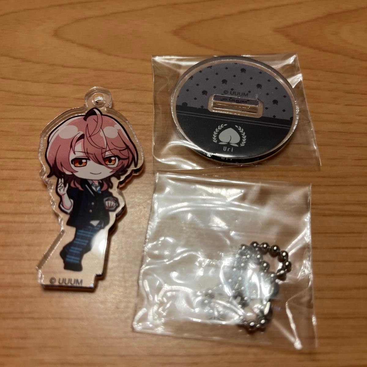 Amazon.co.jp: カラフルピーチ からぴち うり ファミマ アクリル