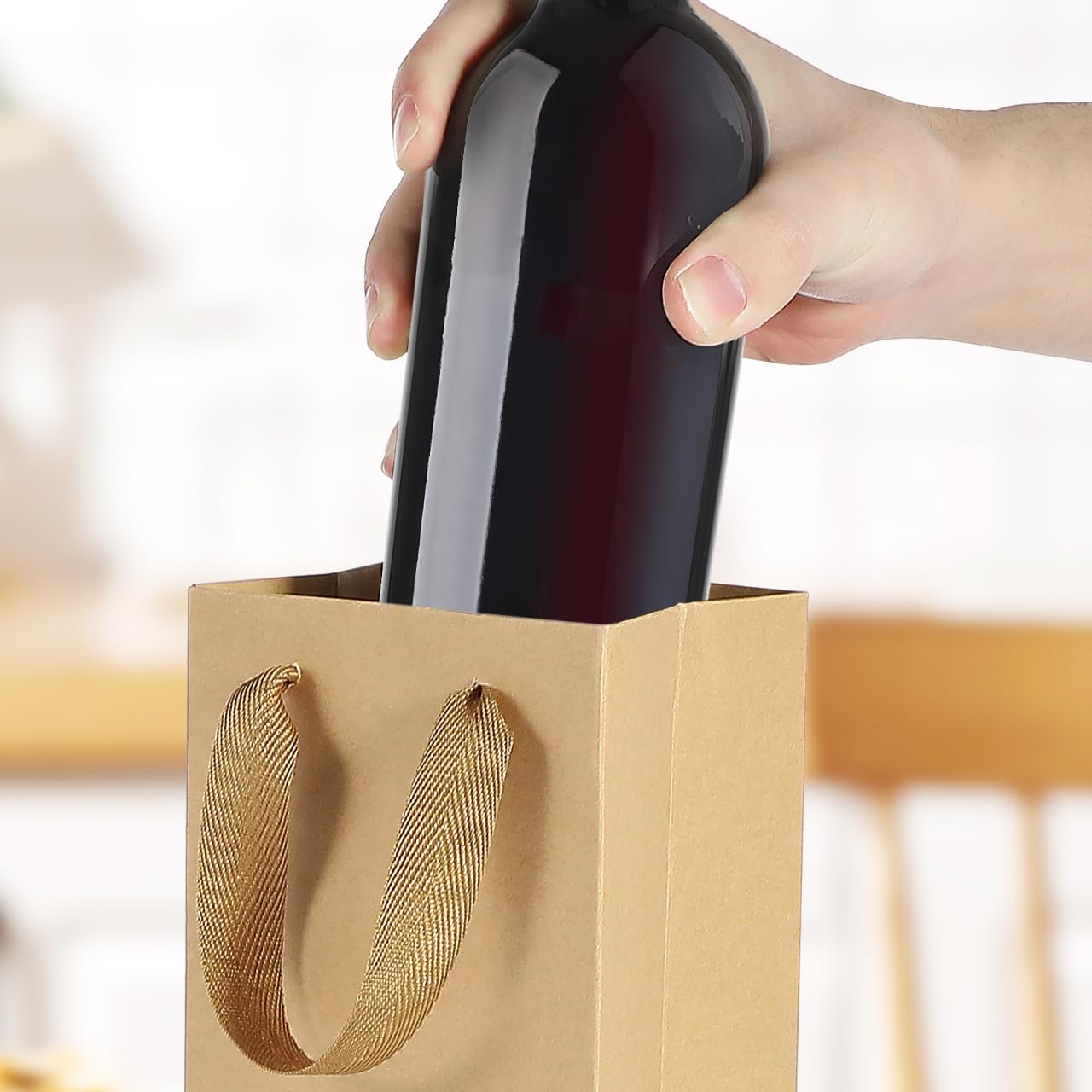 VORCOOL 24er Set Premium-Weintaschen aus Kraftpapier - Wiederverwendbare Geschenkverpackung für Wein & Whisky (11x9x35cm)