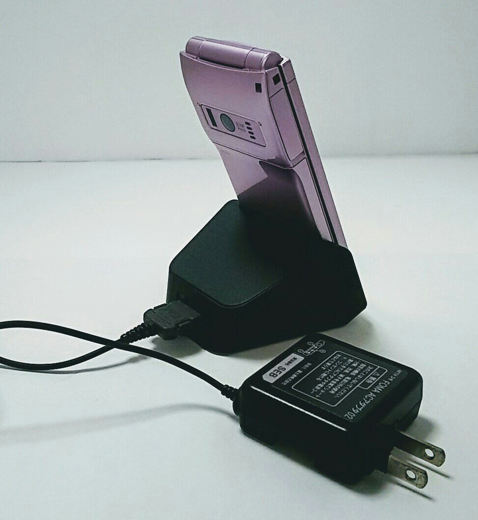 Amazon | docomo 2014年冬モデル 携帯電話 N-01G (ピンク) 白