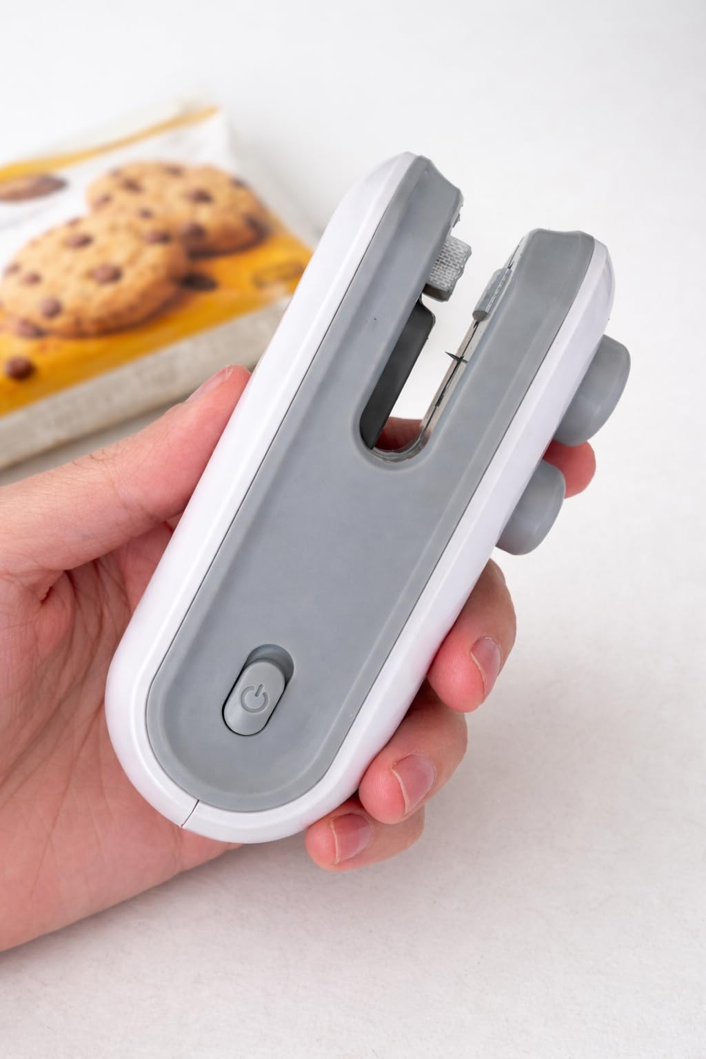 Portable Sealing Machine with Cutter | USB Rechargeable Handheld Heat Sealer for Plastic Bags | Snack & Food Packet Sealer | Compact & Easy to Use-image-11