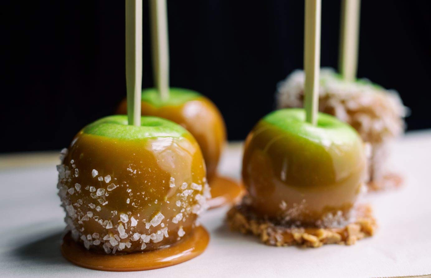 Maldon Salt, Sea Salt Flakes, 20 oz (570 g), Resealable Tub, Kosher, Natural, Handcrafted, Gourmet, Pyramid Crystals : Grocery & Gourmet Food