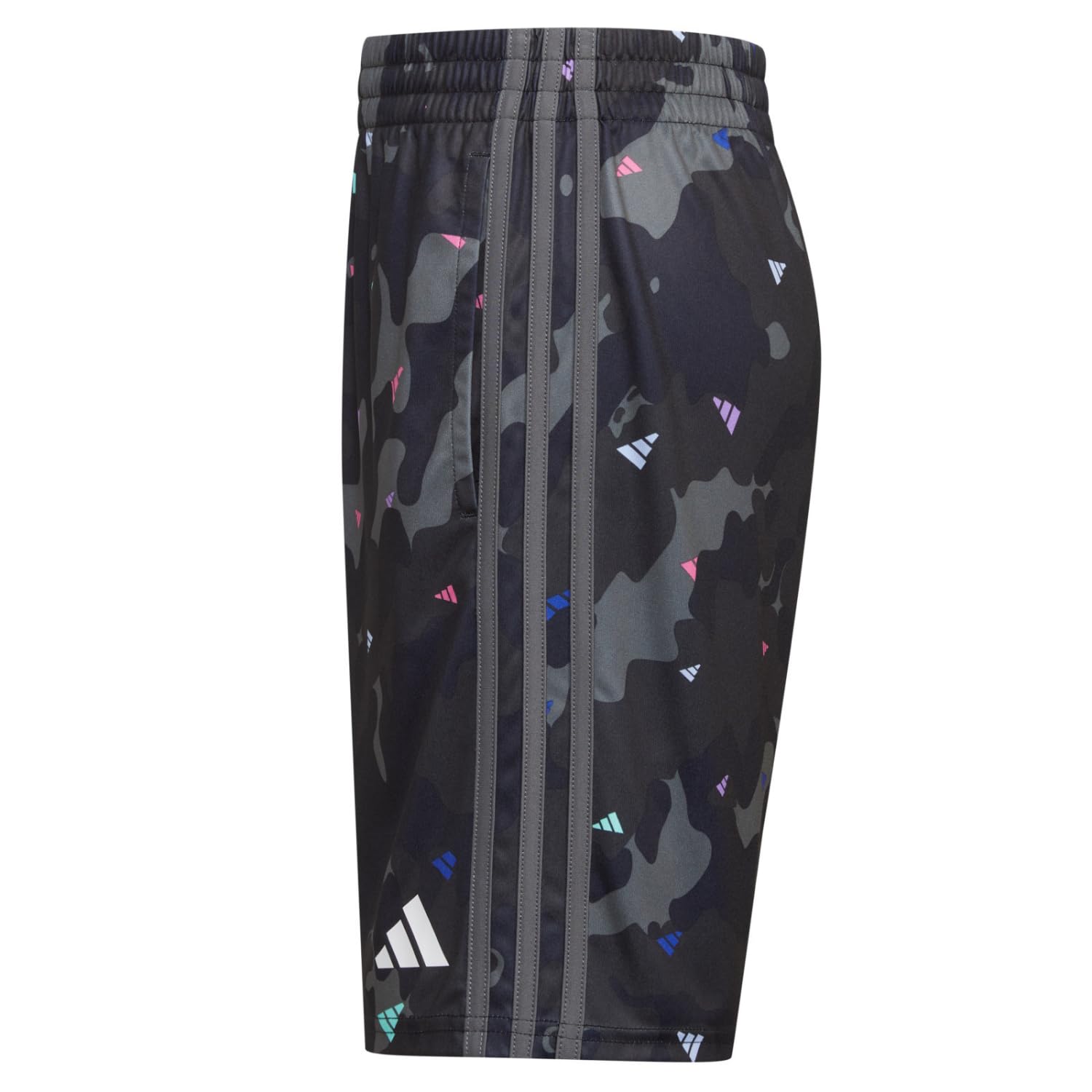 adidas Pantalones cortos de camuflaje para niños con estampado completo (niños pequeños)