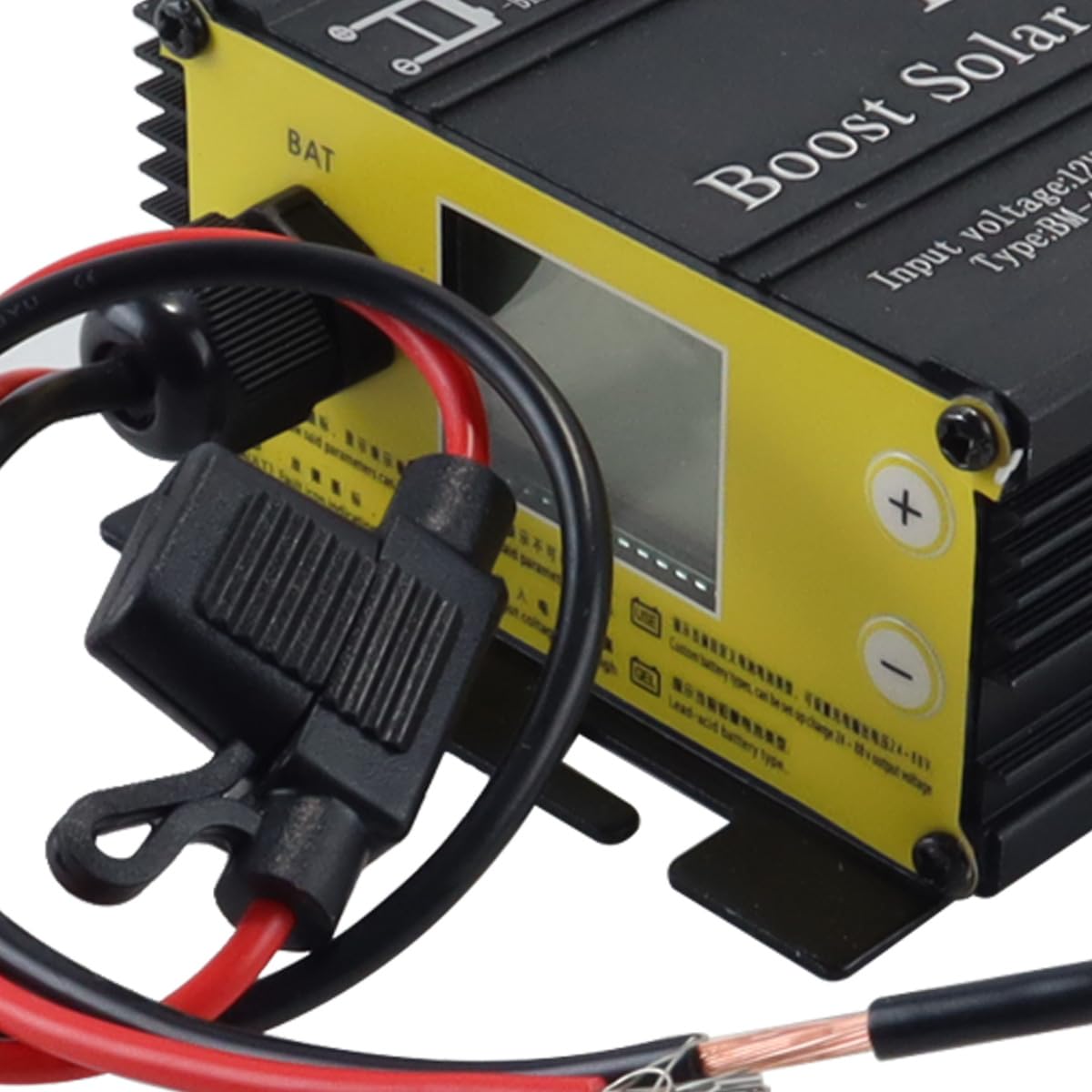 Ubric MPPT Régulateur de charge solaire boost avec affichage numérique, protection contre les surcharges et les courts-circuits, pour véhicules électriques (400 W)