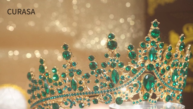 Amazon.com: CURASA Green Tiaras for Women Gold Green  display picture 1