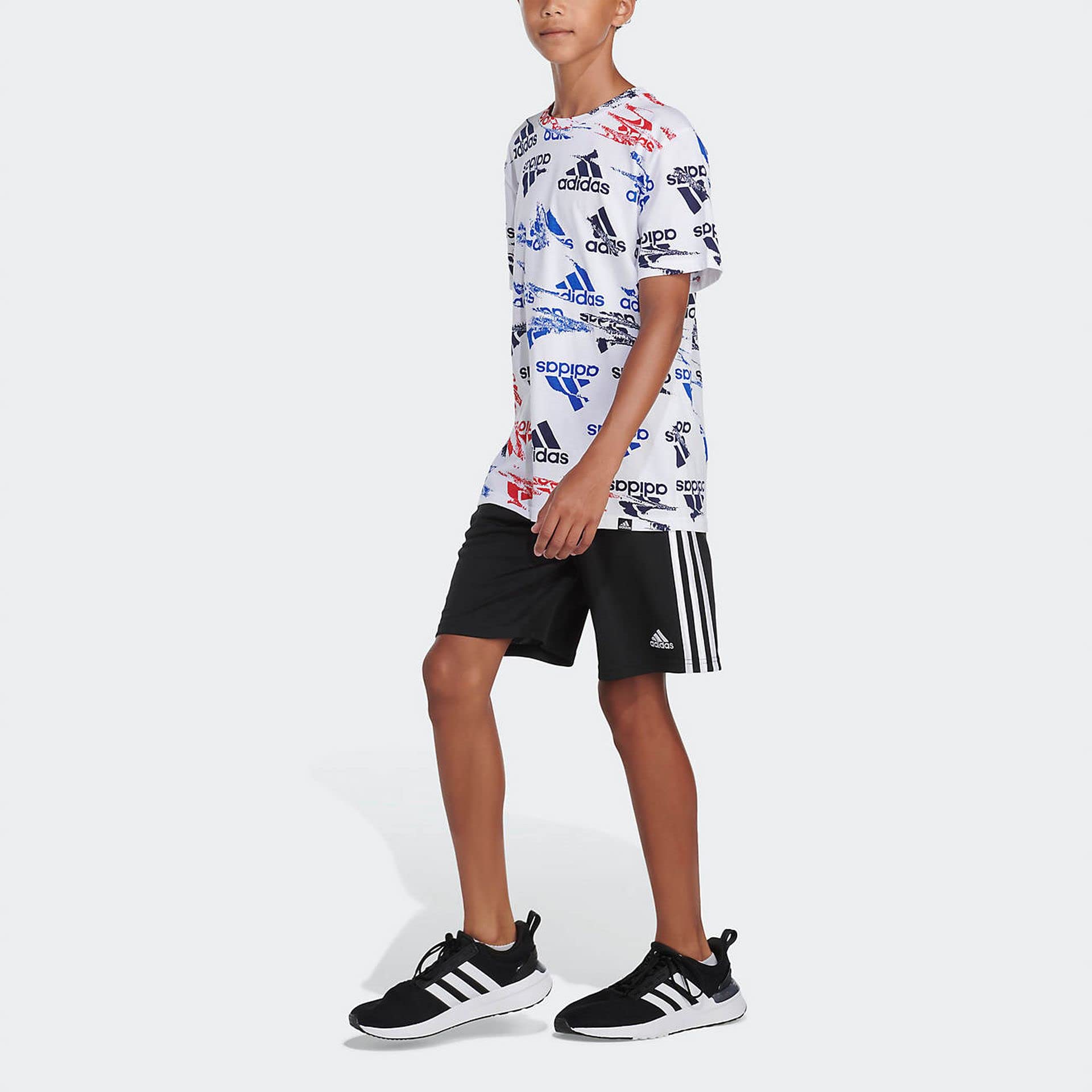 adidas Koszulka chłopięca z nadrukiem Glitchy Allover