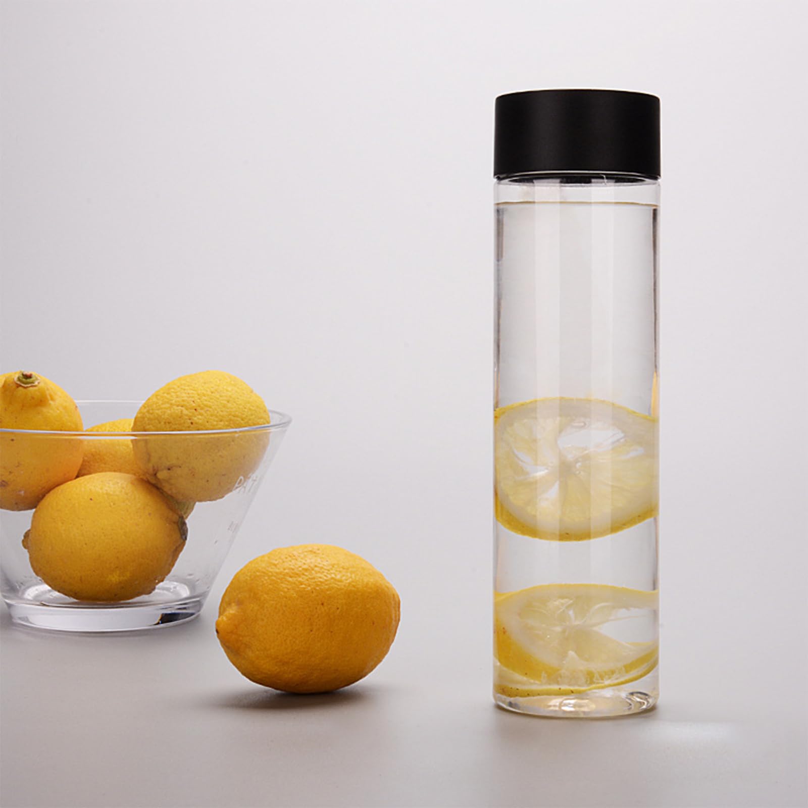 4 Piezas Botellas de Jugo, Plástico PET con Tapa, Botellas Pequeñas Reutilizables para Jugo de Agua Leche Bebidas Caseras(500ML)