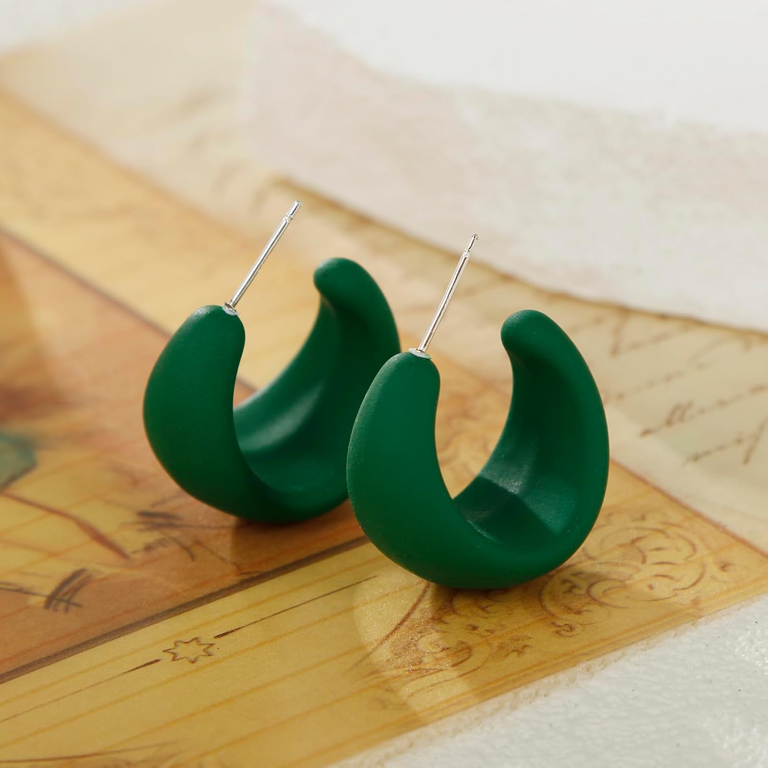 Acrylic Small Round Hoop Earrings, Lightweight Open Hoops Candy Color Hoop Earrings for Women - Image 4