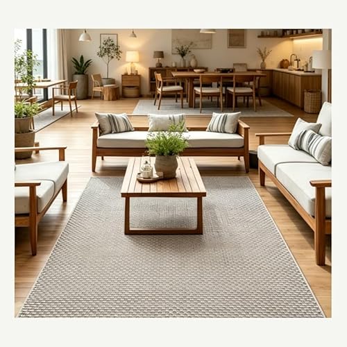 This Lightweight, Foldable Outdoor Rug can be Easily Unfolded to
