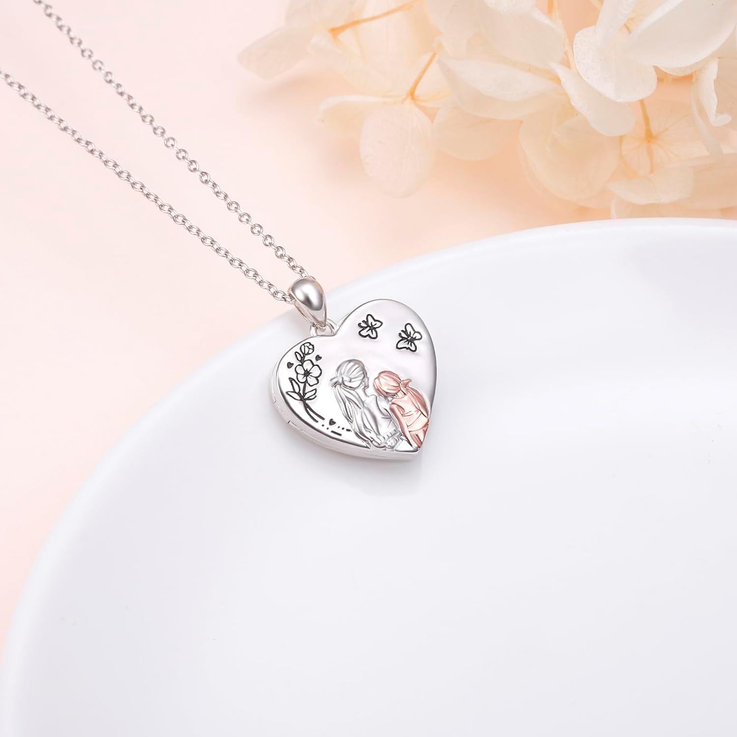 FLYOW Locket Necklace That Hold Picture 925 Sterling Silver Heart Photo Locket Pendant for Women Sister Birthday Mother's Day Valentine's Day Gift - Image 4