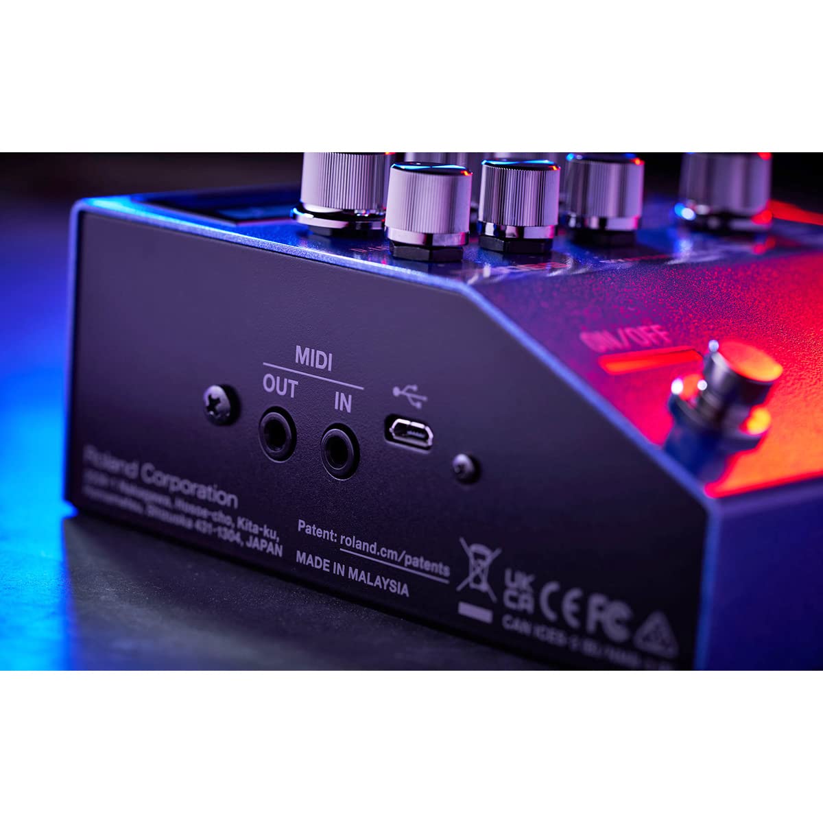Boss SY-200 Synthesizer Effektgerät für Gitarre und Bass + keepdrum Netzteil 9v