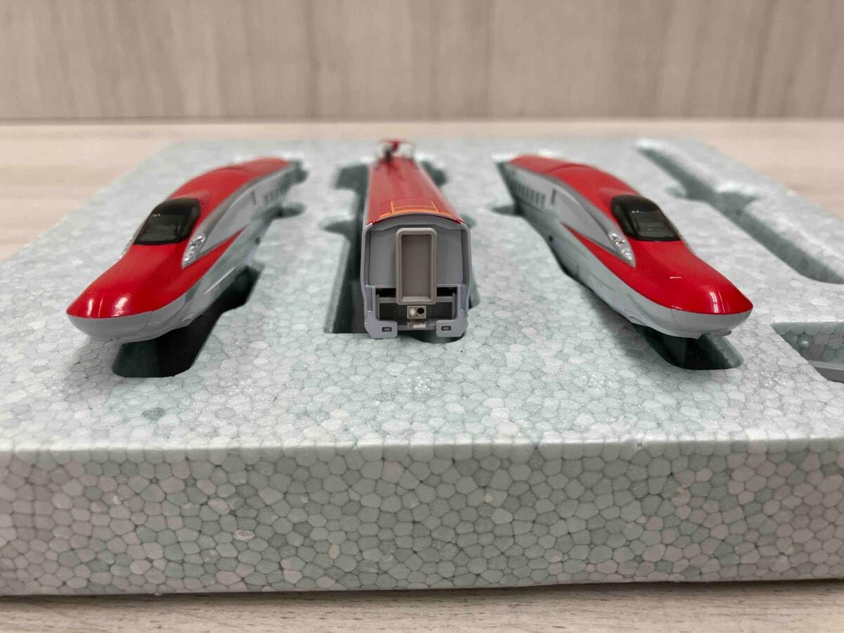 E6系秋田新幹線 スーパーこまち 基本+4両増結セット KATO E6系秋田